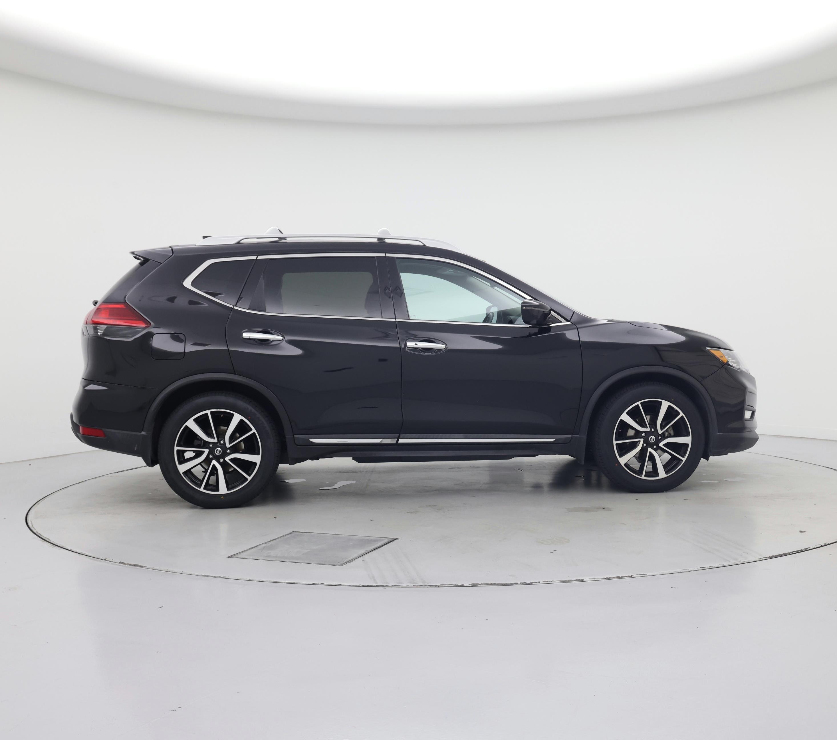 Thumbnail: 2017 Nissan Rogue - 7
