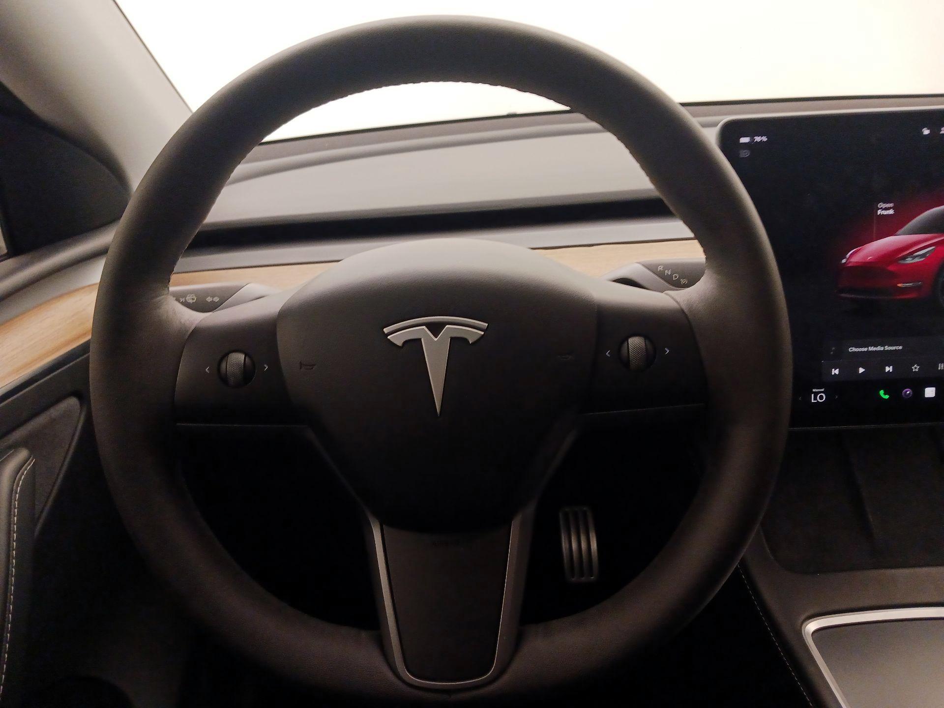 Thumbnail: 2022 Tesla Model Y - 10