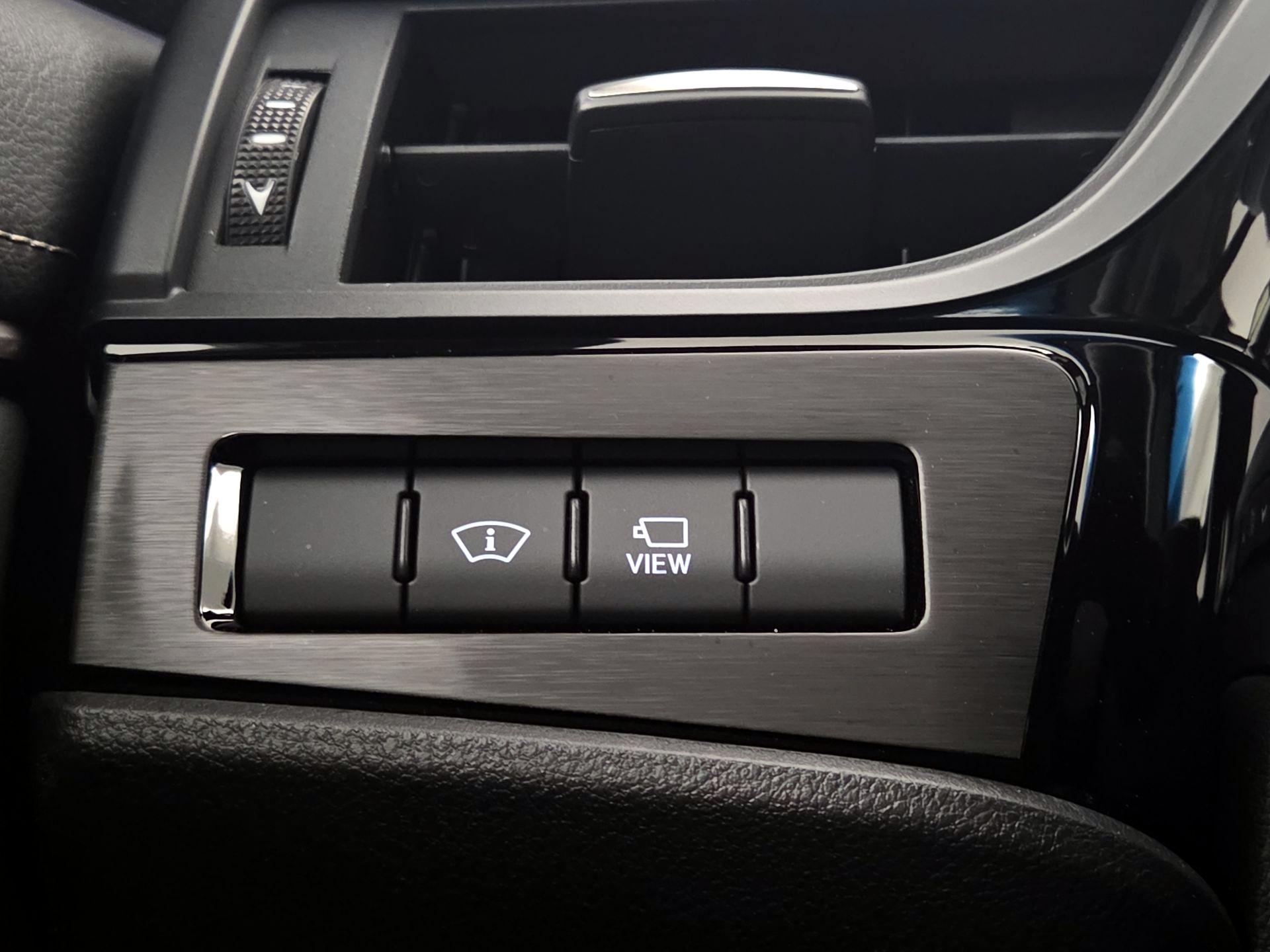 Thumbnail: 2024 Lexus ES - 11