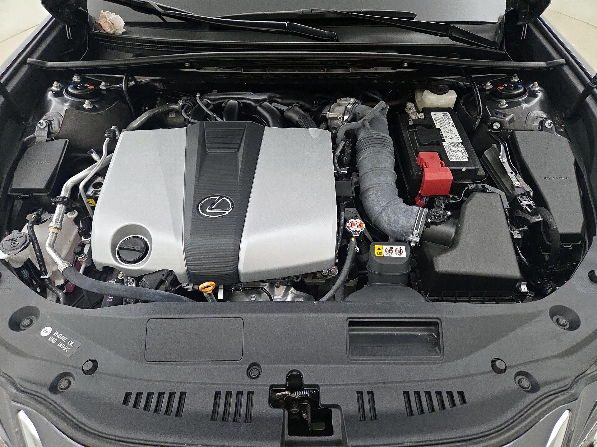 Thumbnail: 2024 Lexus ES - 19