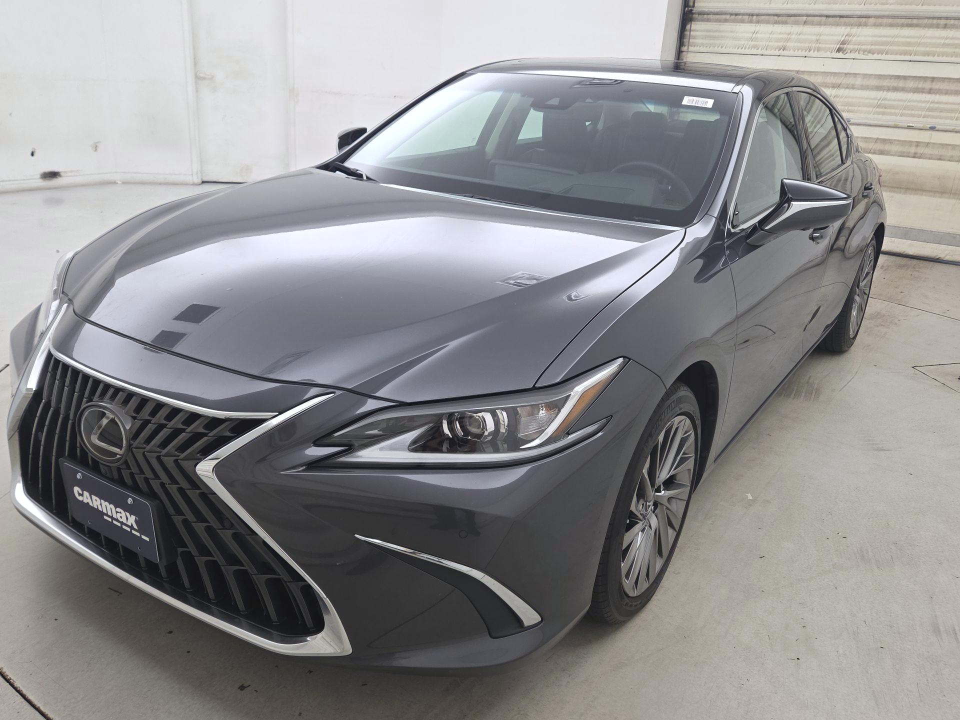 Thumbnail: 2024 Lexus ES - 3