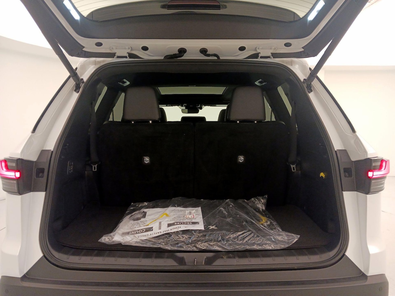 2026 Lexus TX Premium - Photo 23