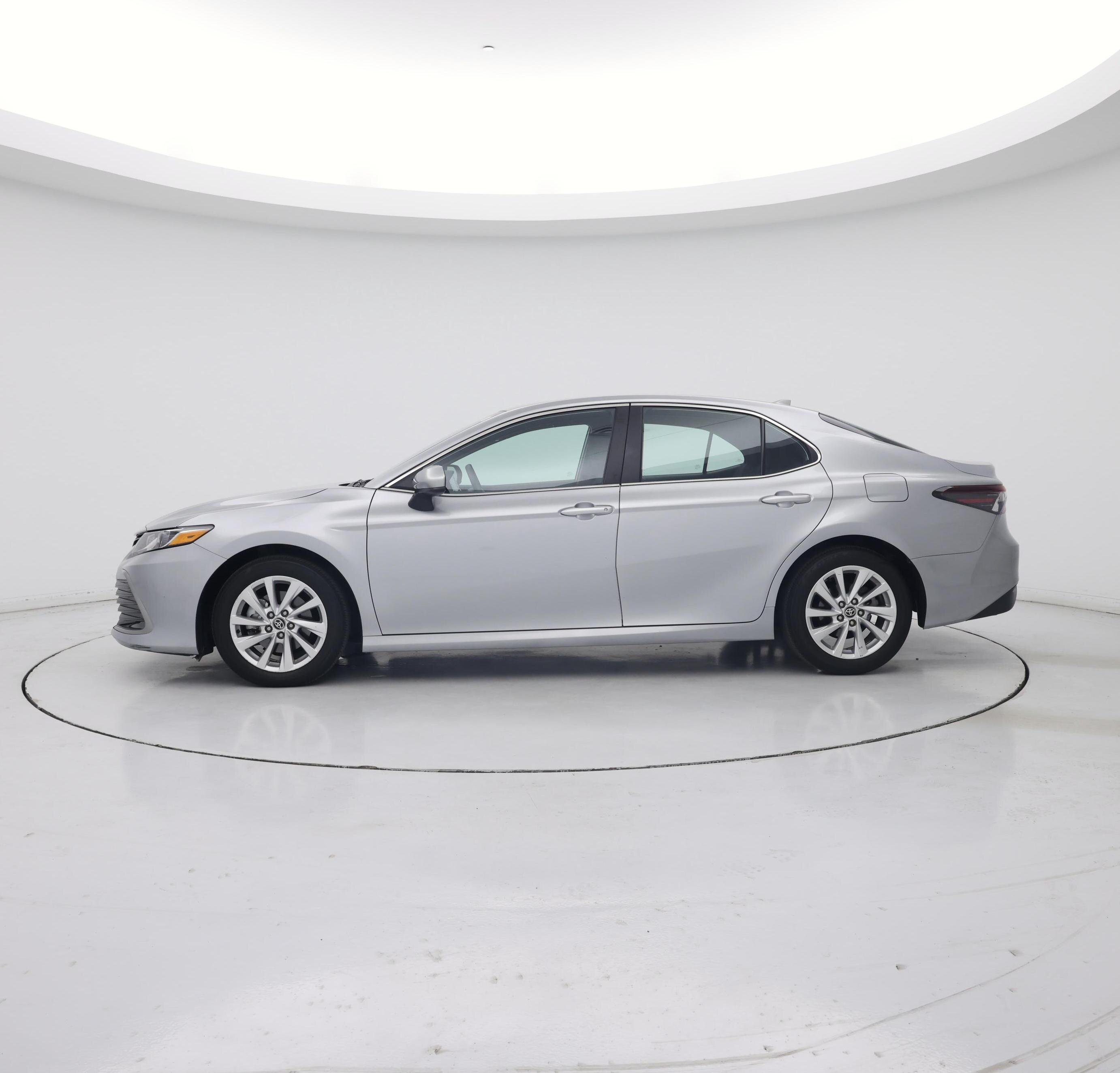 Thumbnail: 2023 Toyota Camry - 3