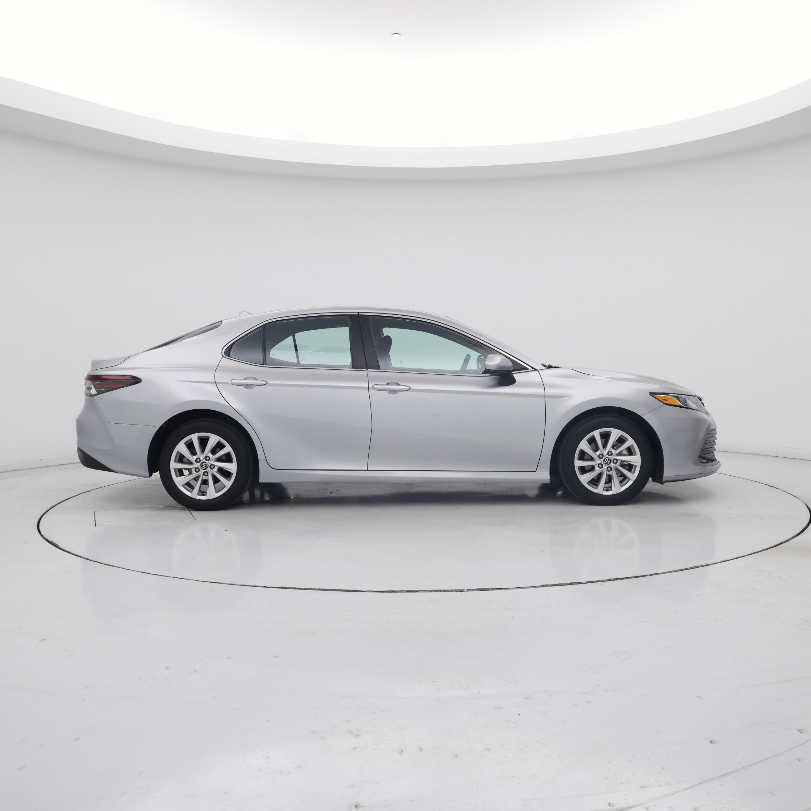 Thumbnail: 2023 Toyota Camry - 7