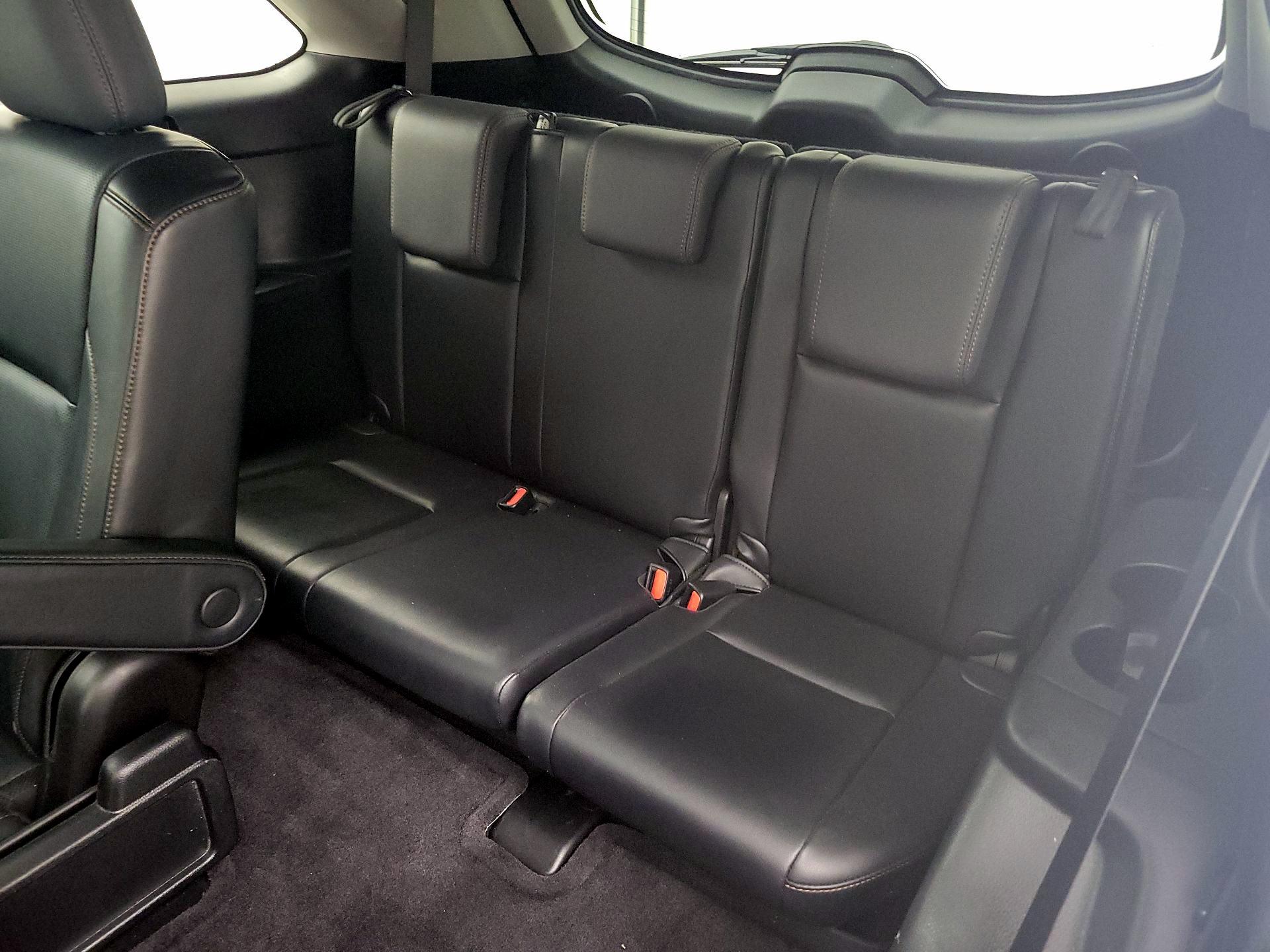Thumbnail: 2015 Toyota Highlander - 20