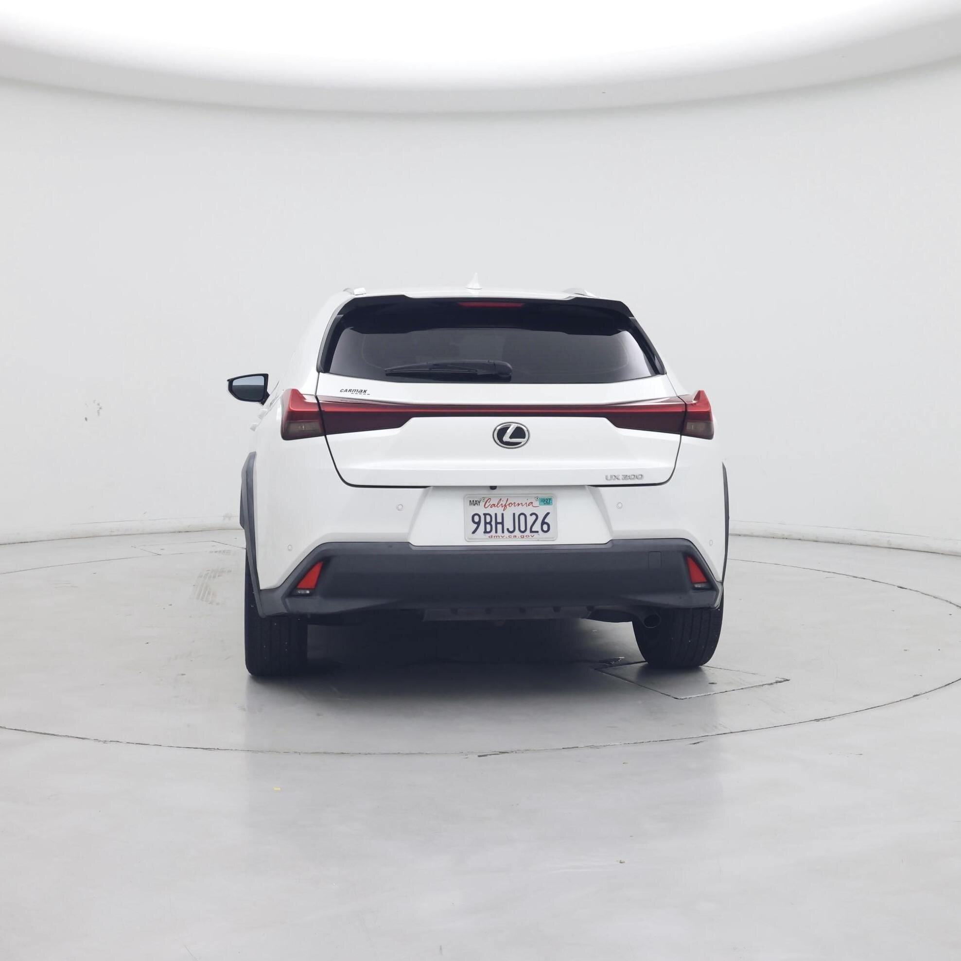 Thumbnail: 2022 Lexus UX - 6