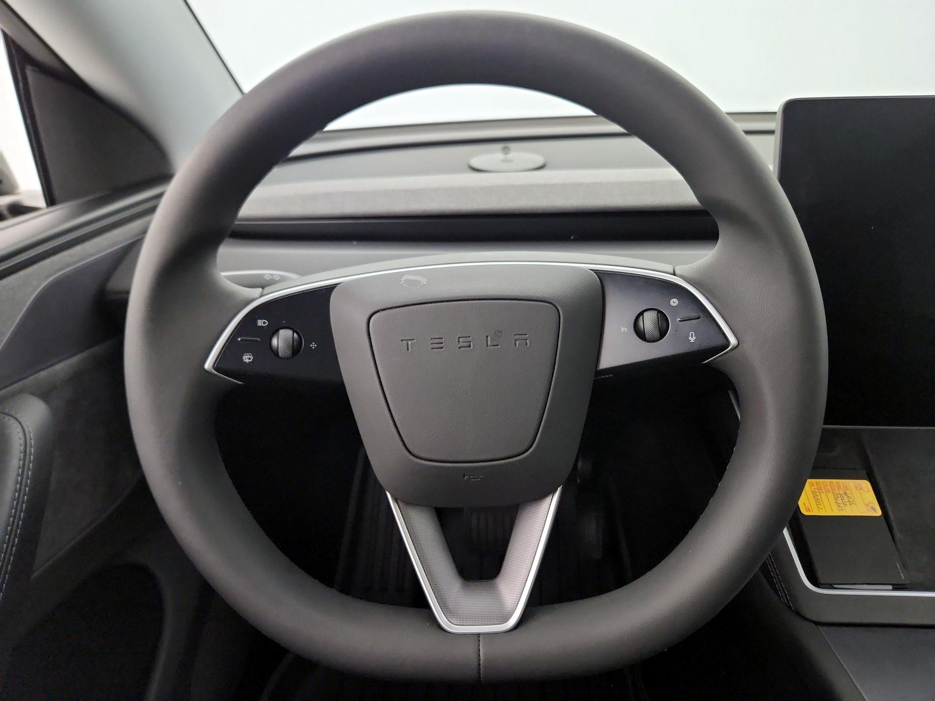 Thumbnail: 2026 Tesla Model Y - 10