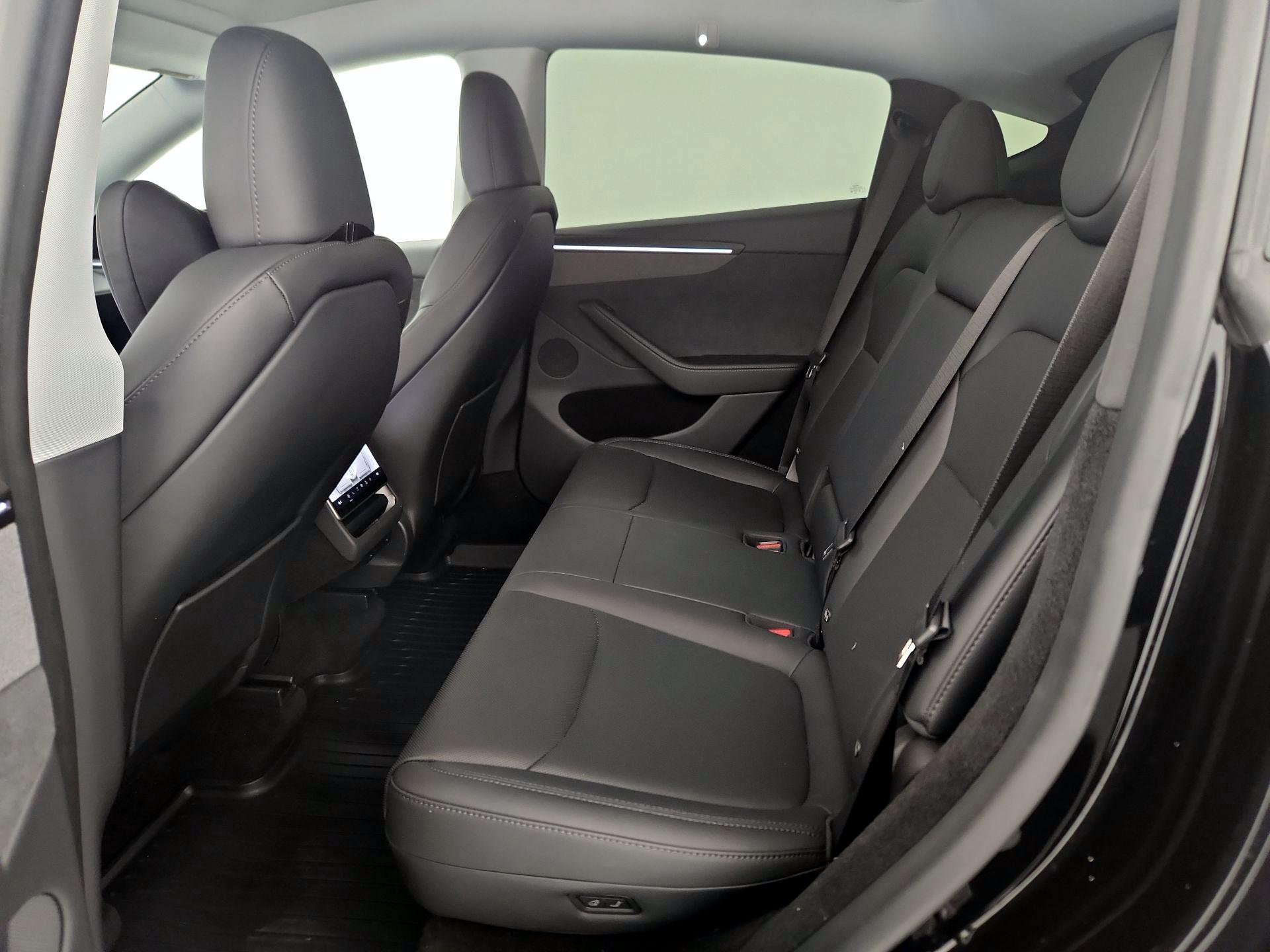 Thumbnail: 2026 Tesla Model Y - 20