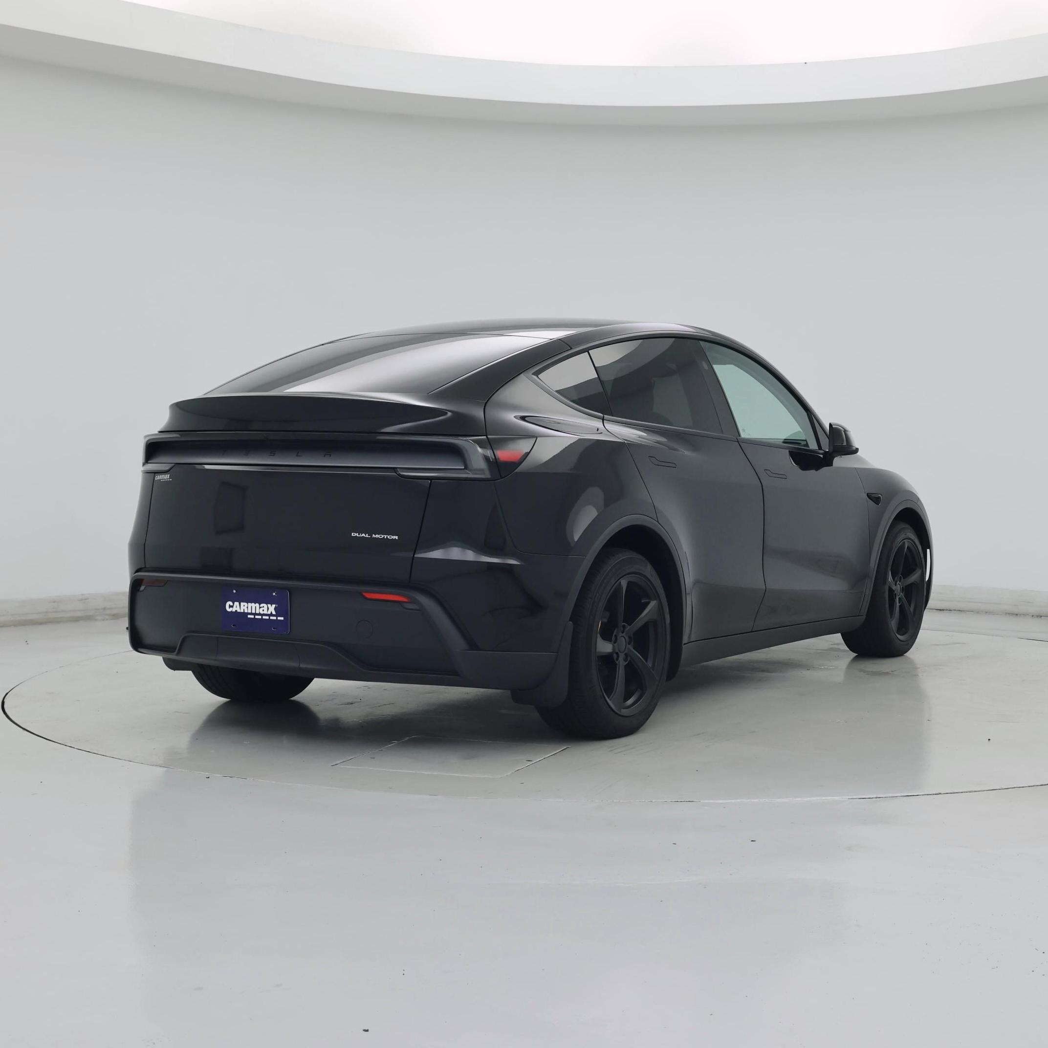 Thumbnail: 2026 Tesla Model Y - 8