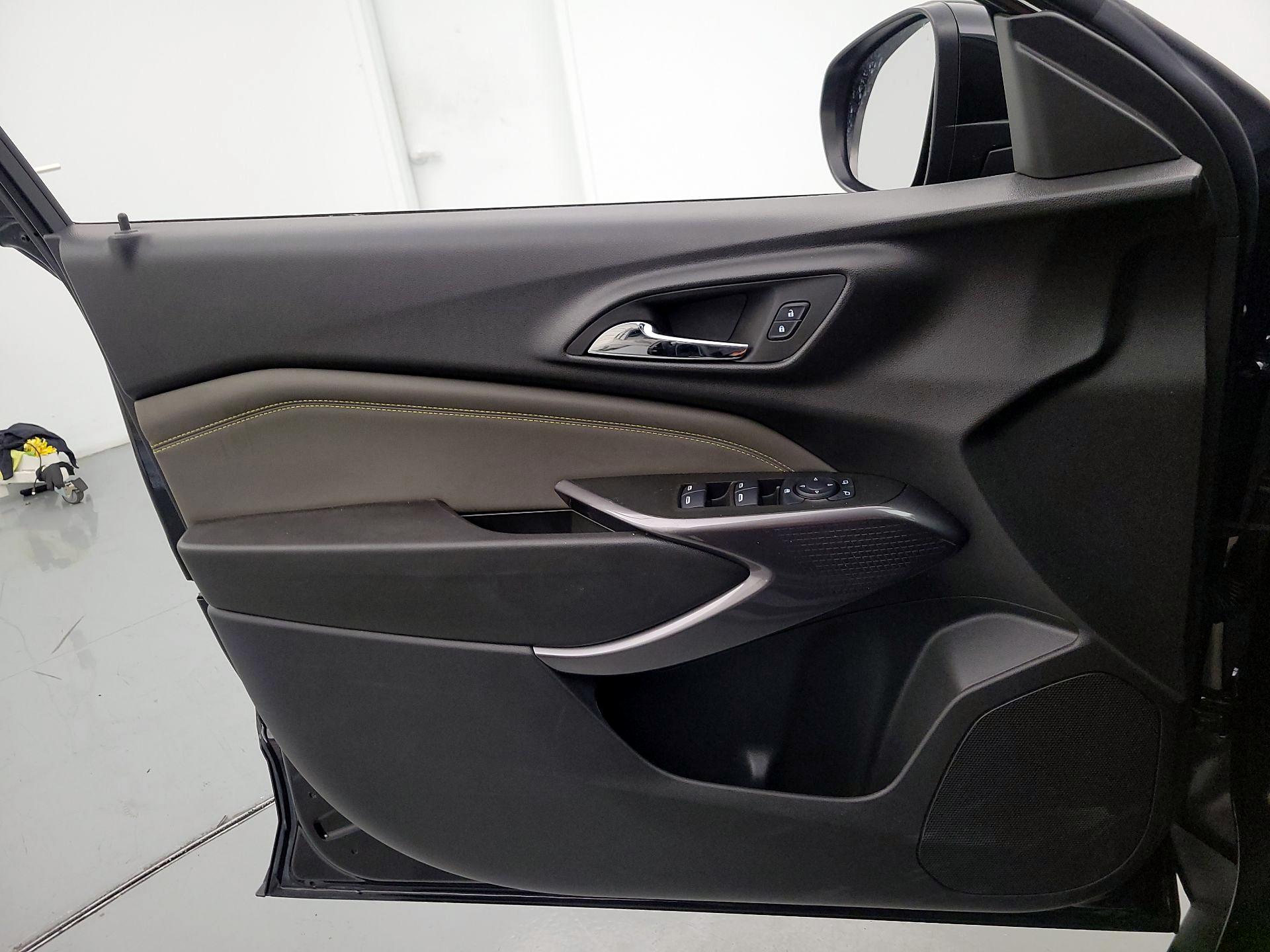 Thumbnail: 2025 Chevrolet Trax - 12