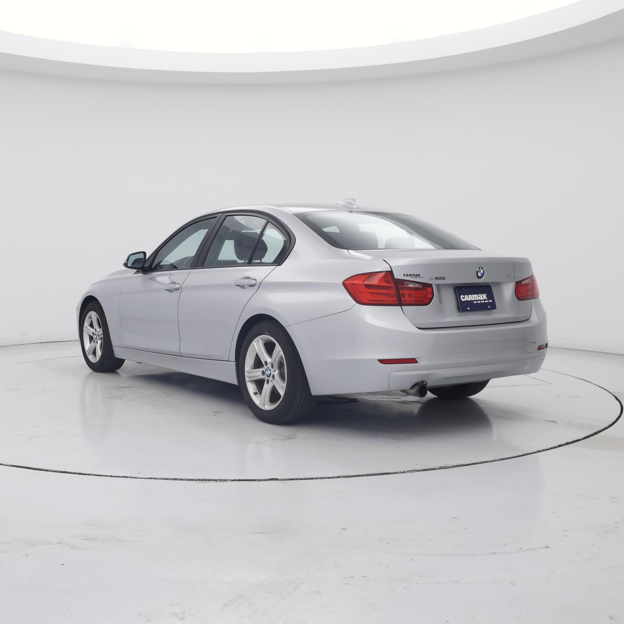 Thumbnail: 2015 BMW 3 Series - 2