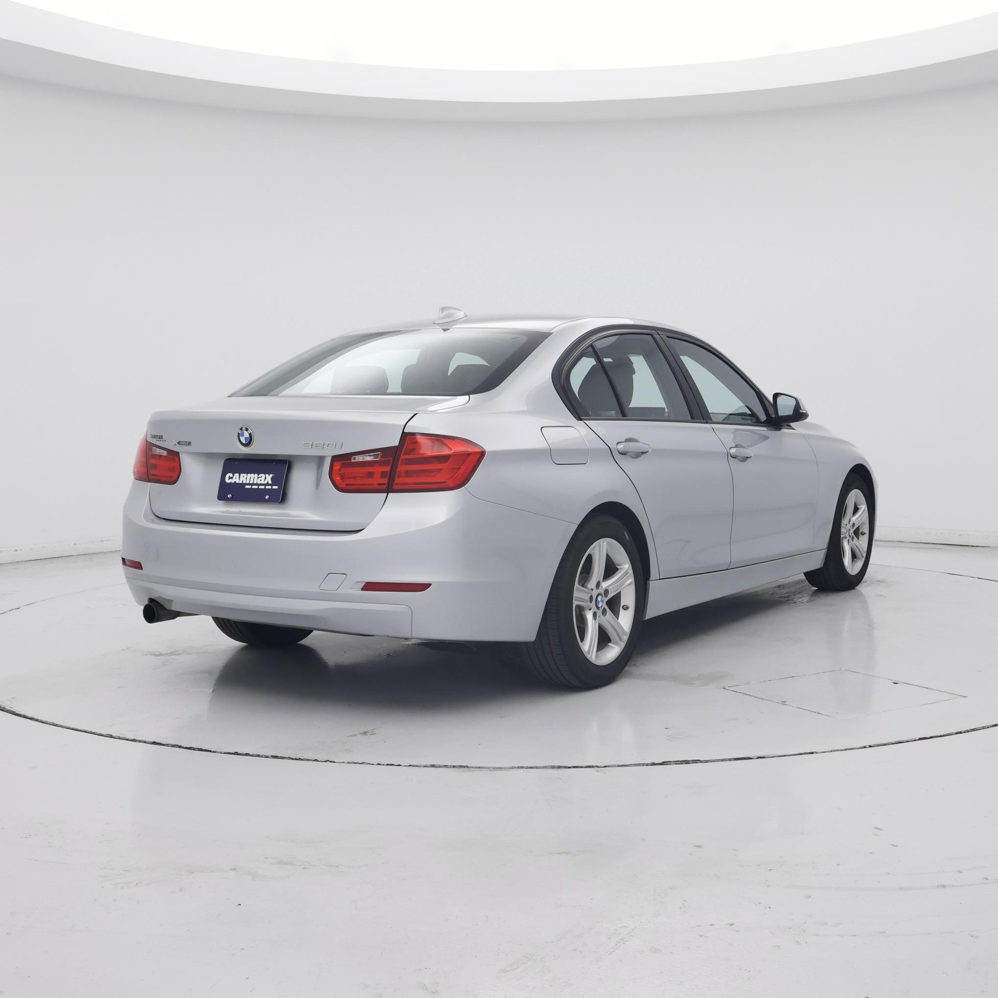 Thumbnail: 2015 BMW 3 Series - 8