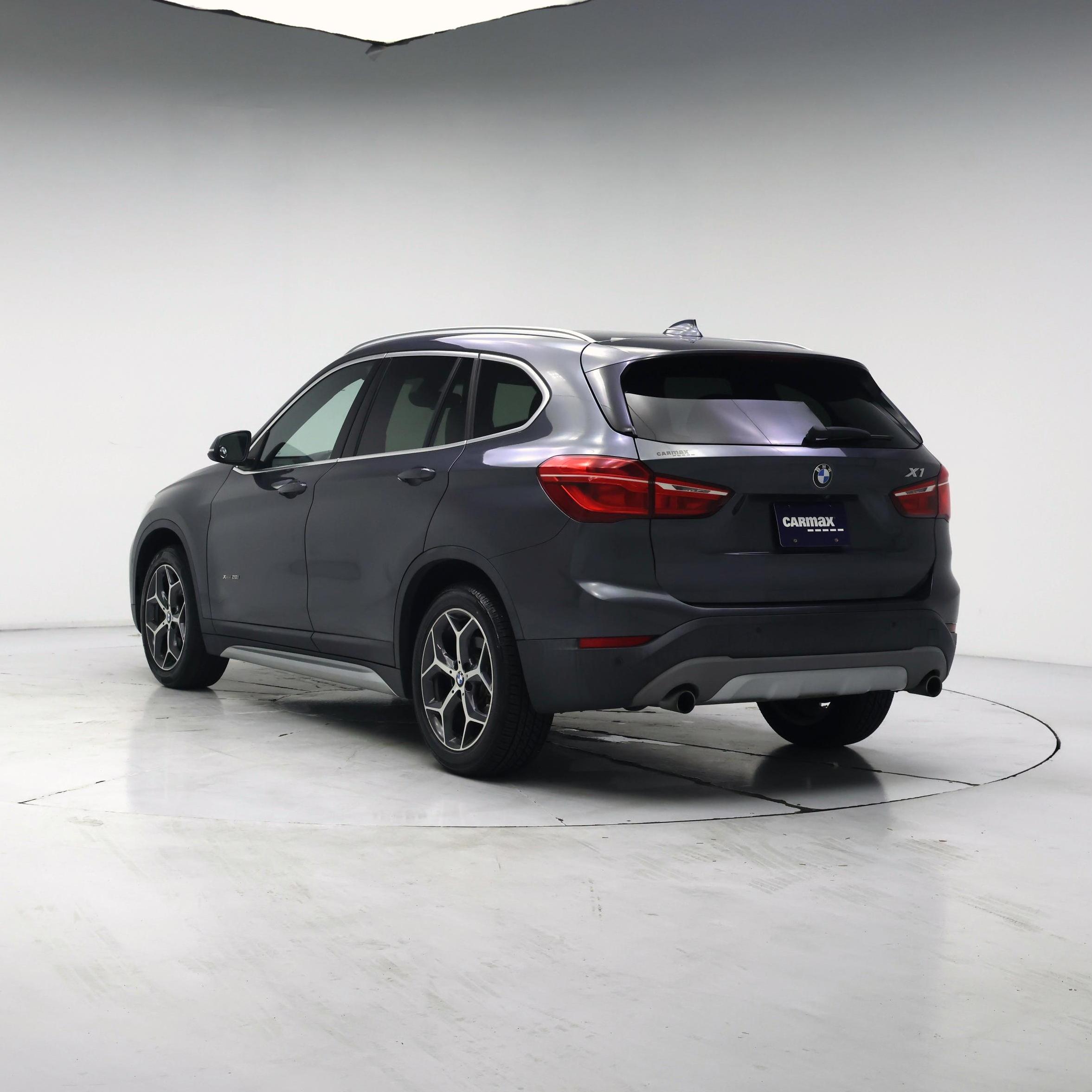 Thumbnail: 2017 BMW X1 - 2