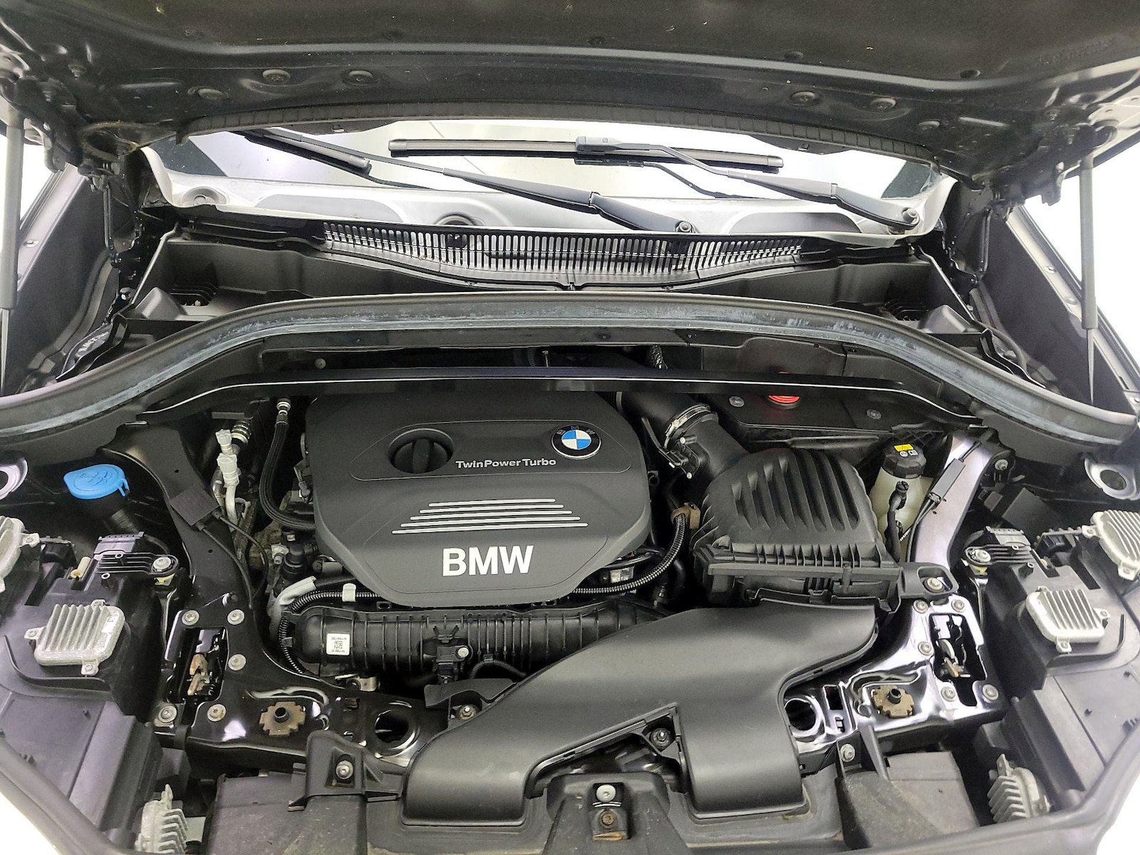 2017 BMW X1 28i - Photo 24