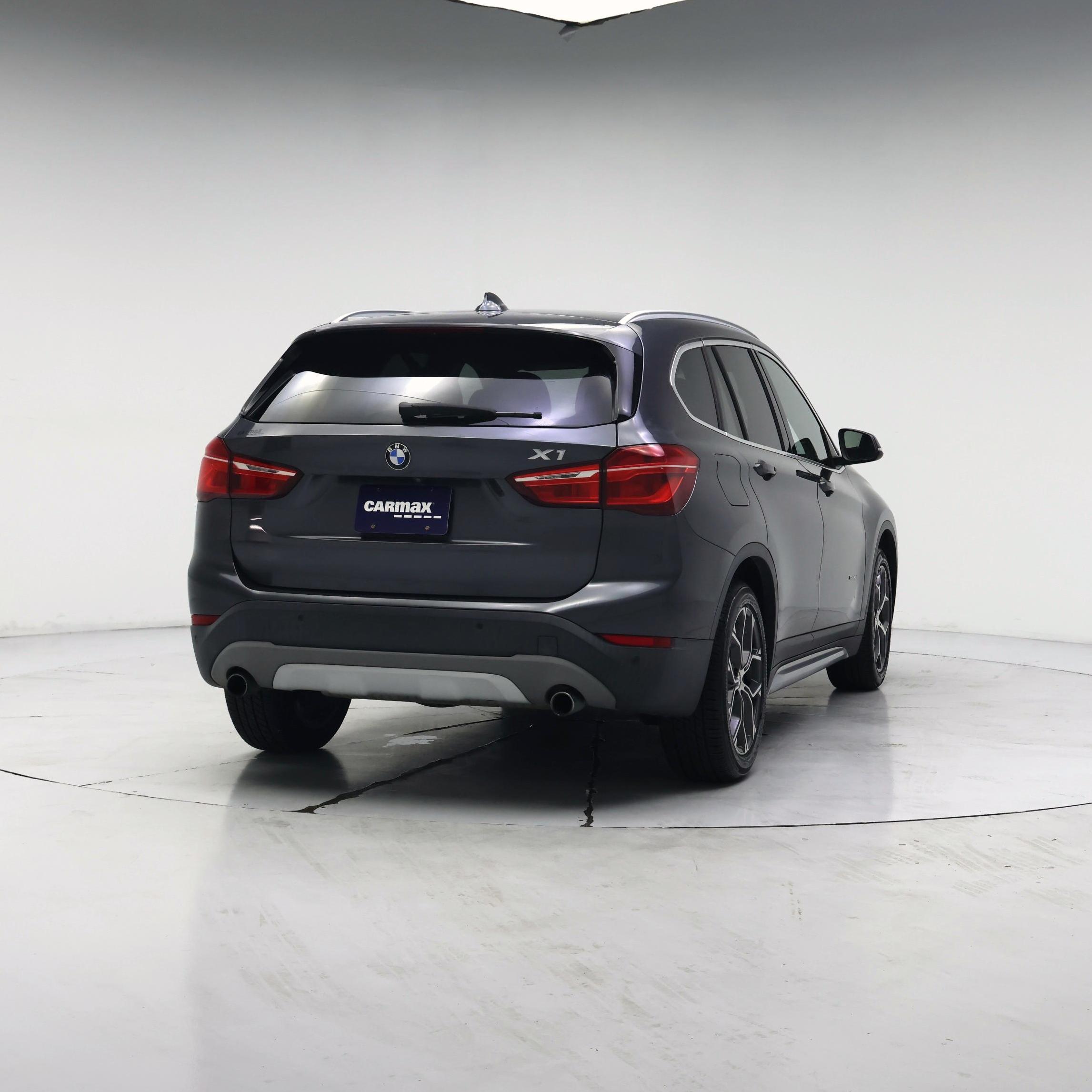 Thumbnail: 2017 BMW X1 - 8