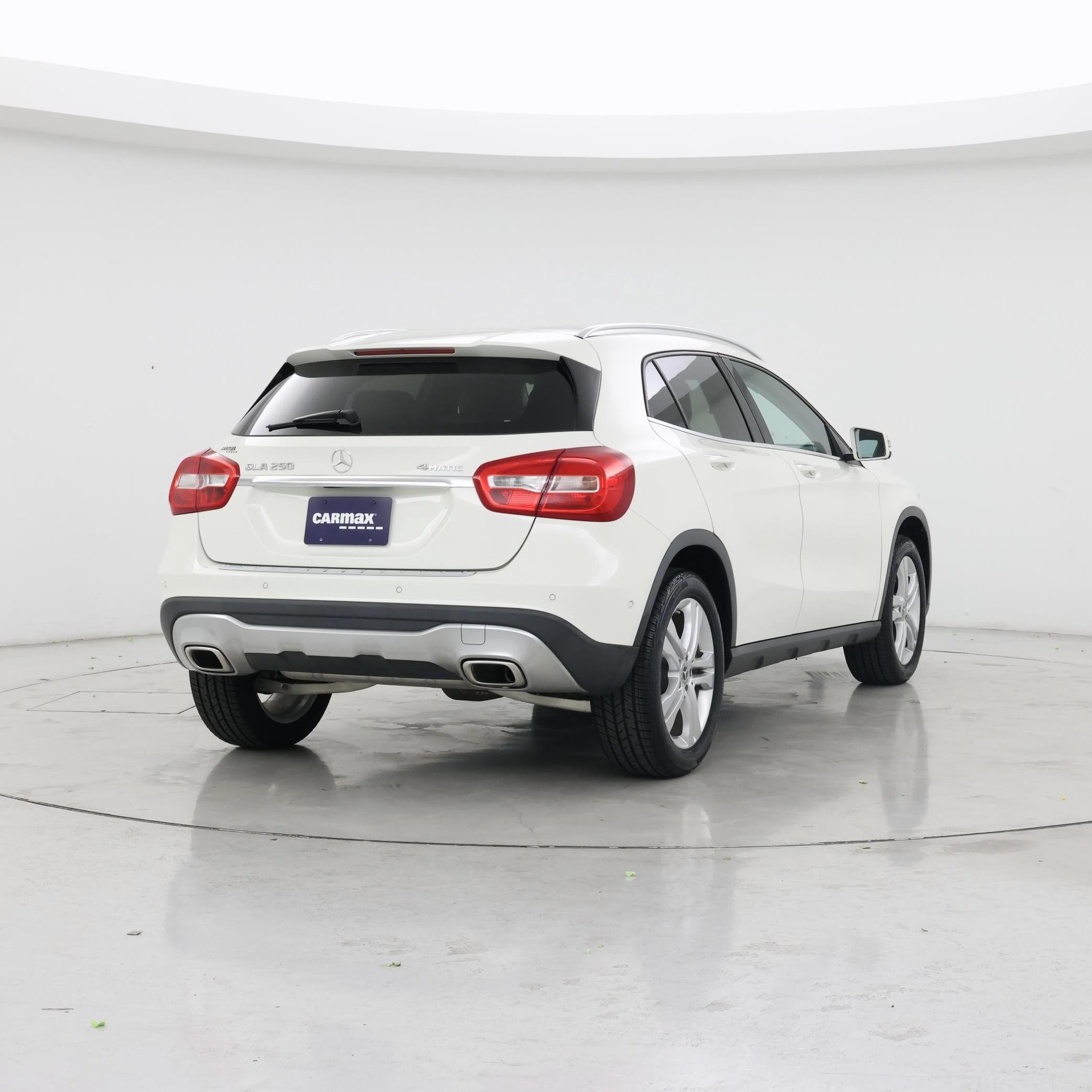 Thumbnail: 2018 Mercedes-Benz GLA - 8