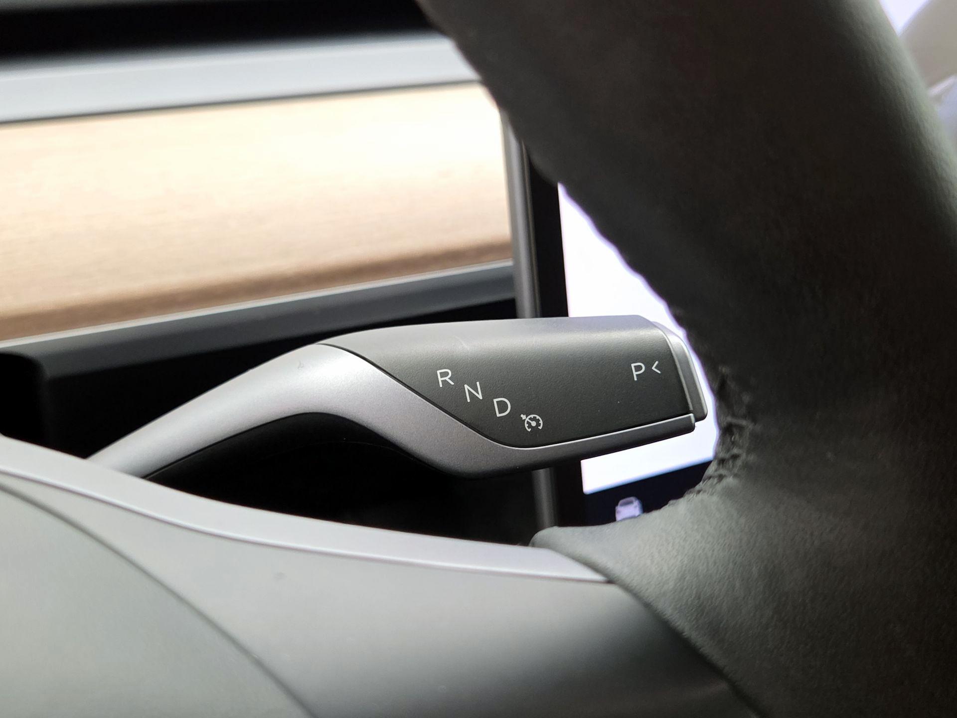 Thumbnail: 2024 Tesla Model Y - 17
