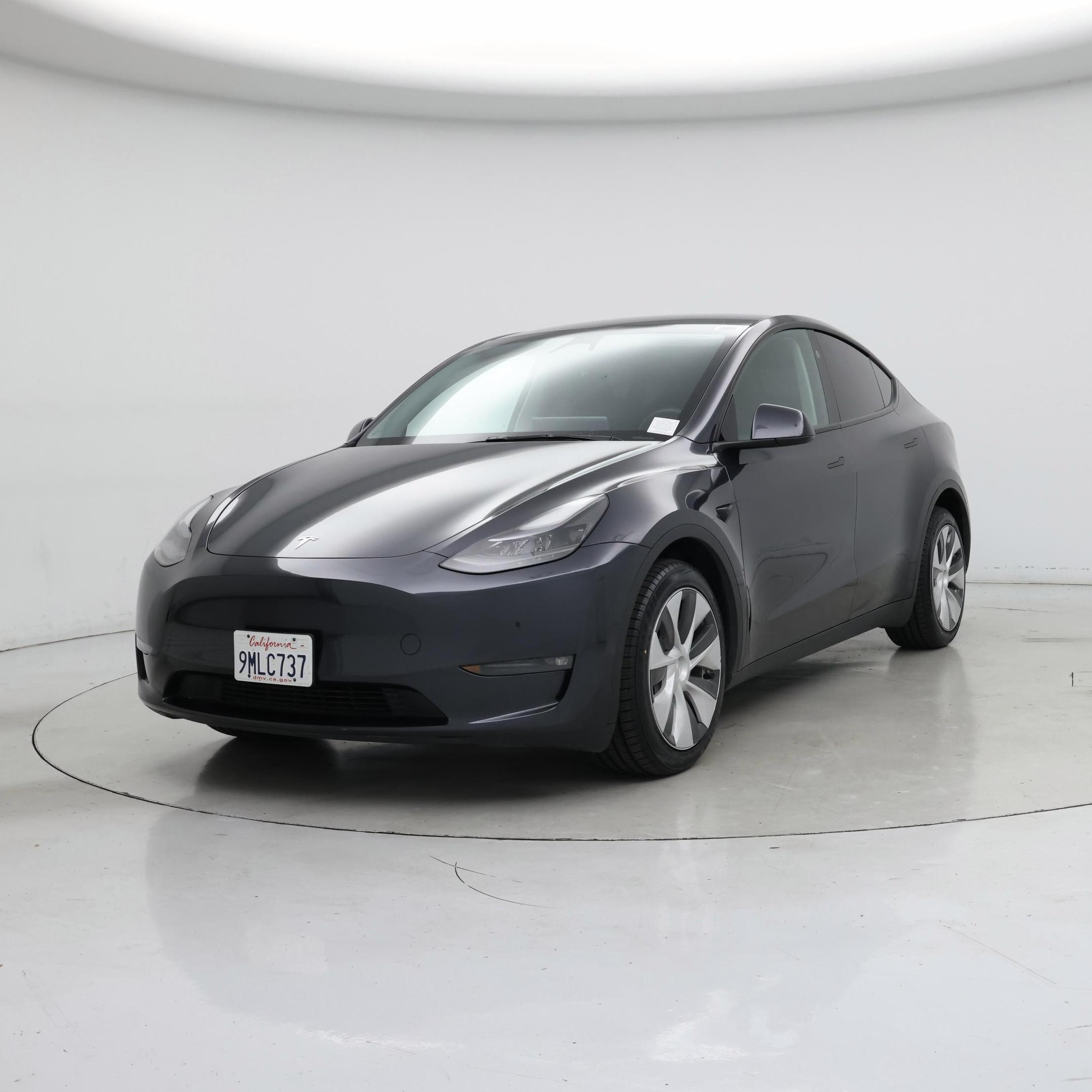 Thumbnail: 2024 Tesla Model Y - 4