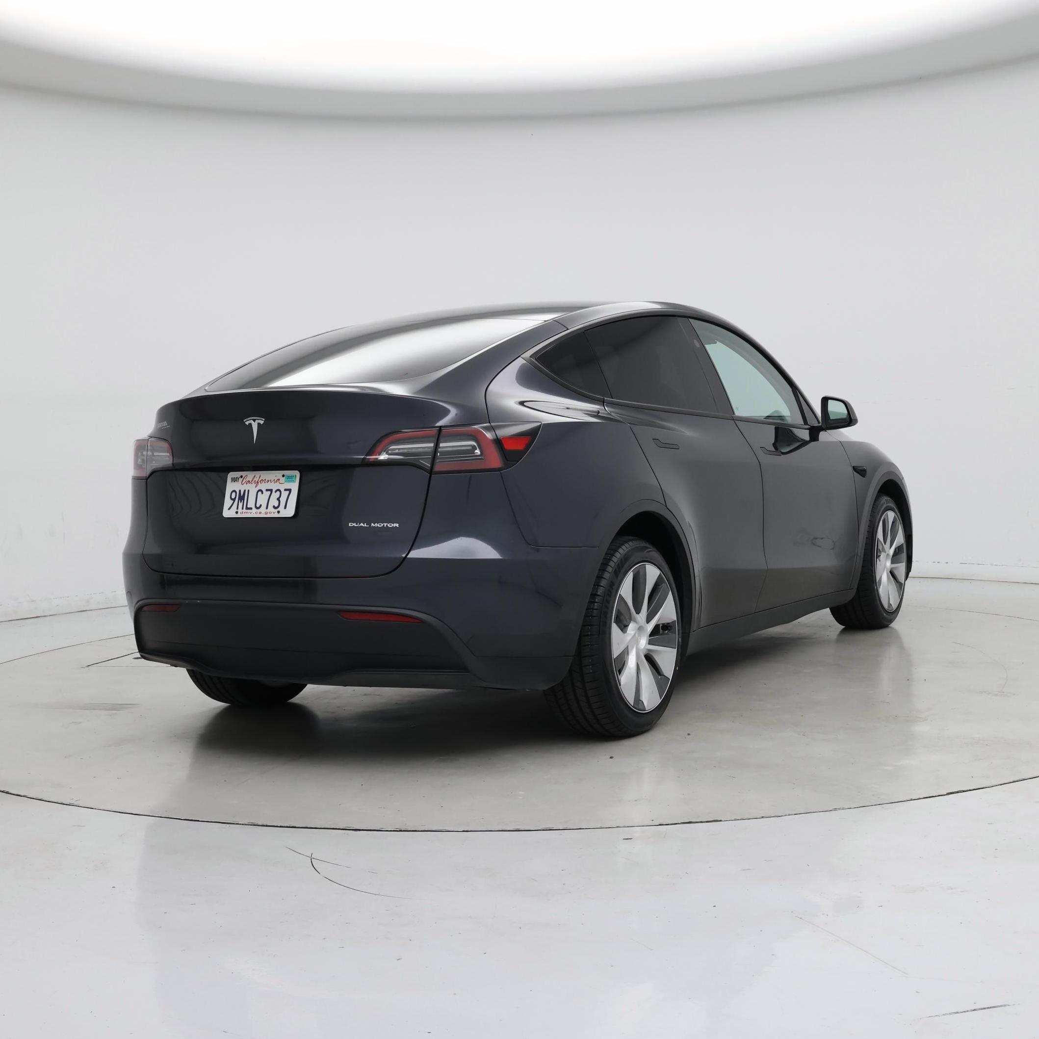 Thumbnail: 2024 Tesla Model Y - 8