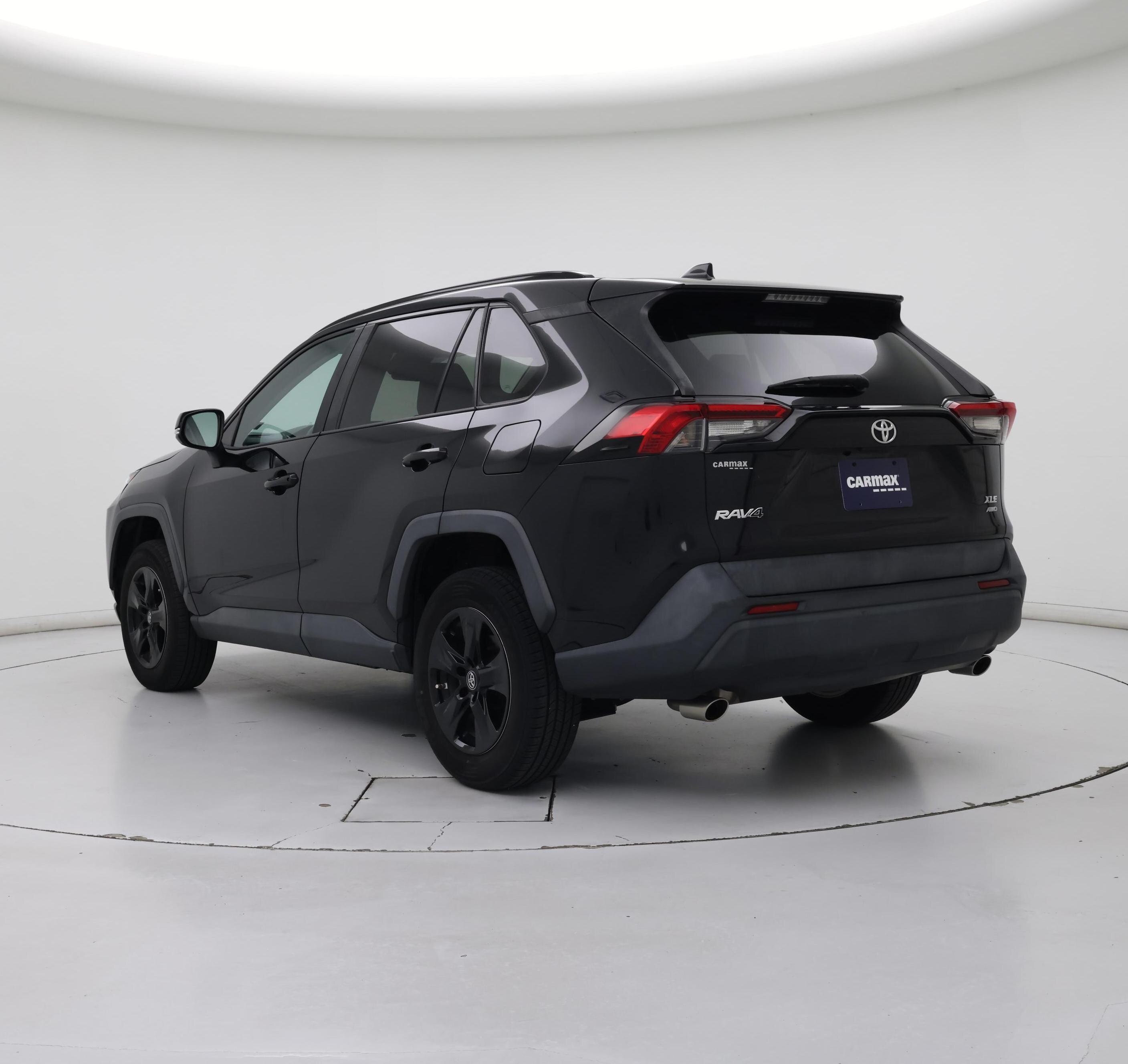Thumbnail: 2019 Toyota RAV4 - 2