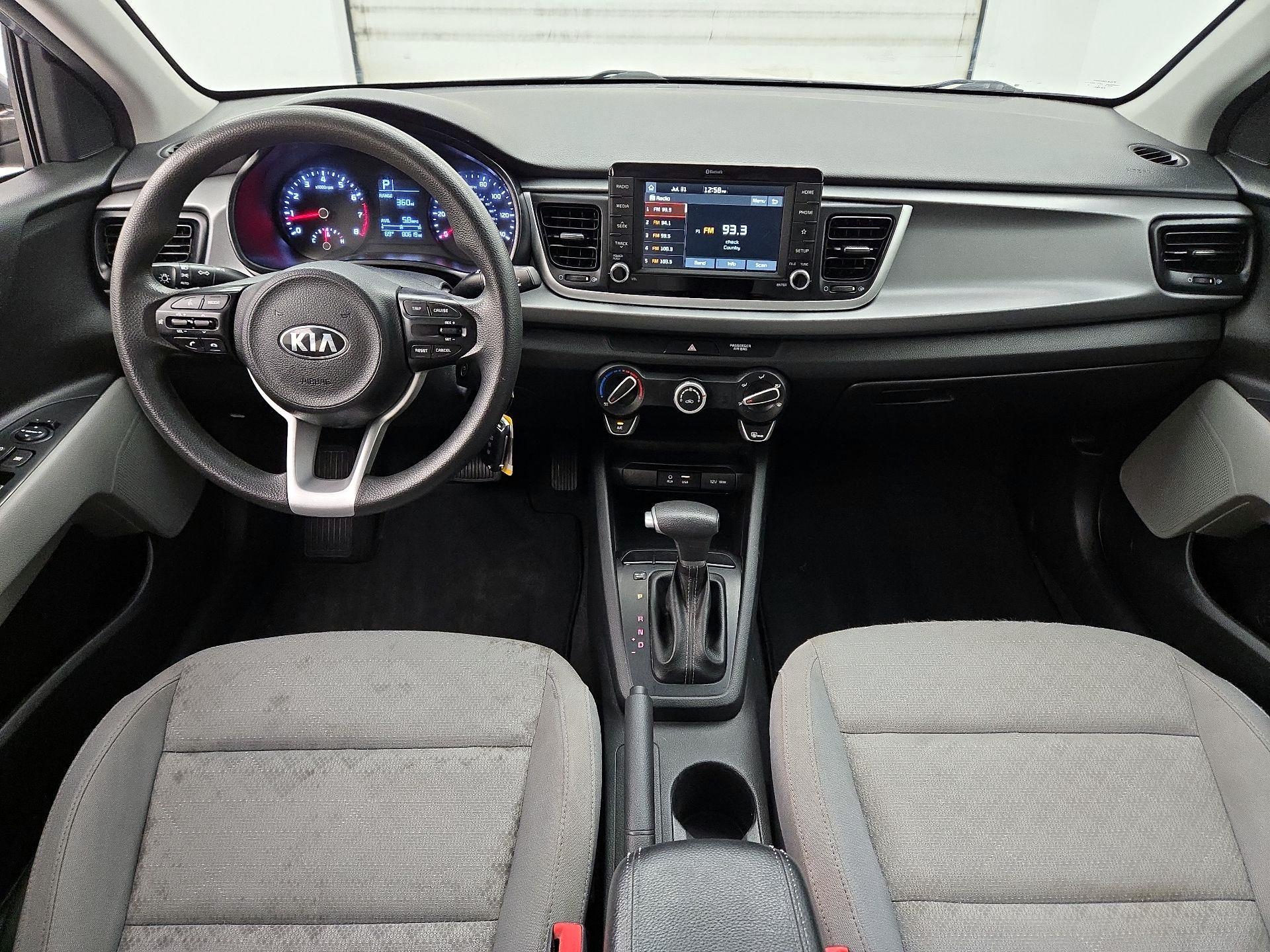 Thumbnail: 2020 Kia Rio - 9