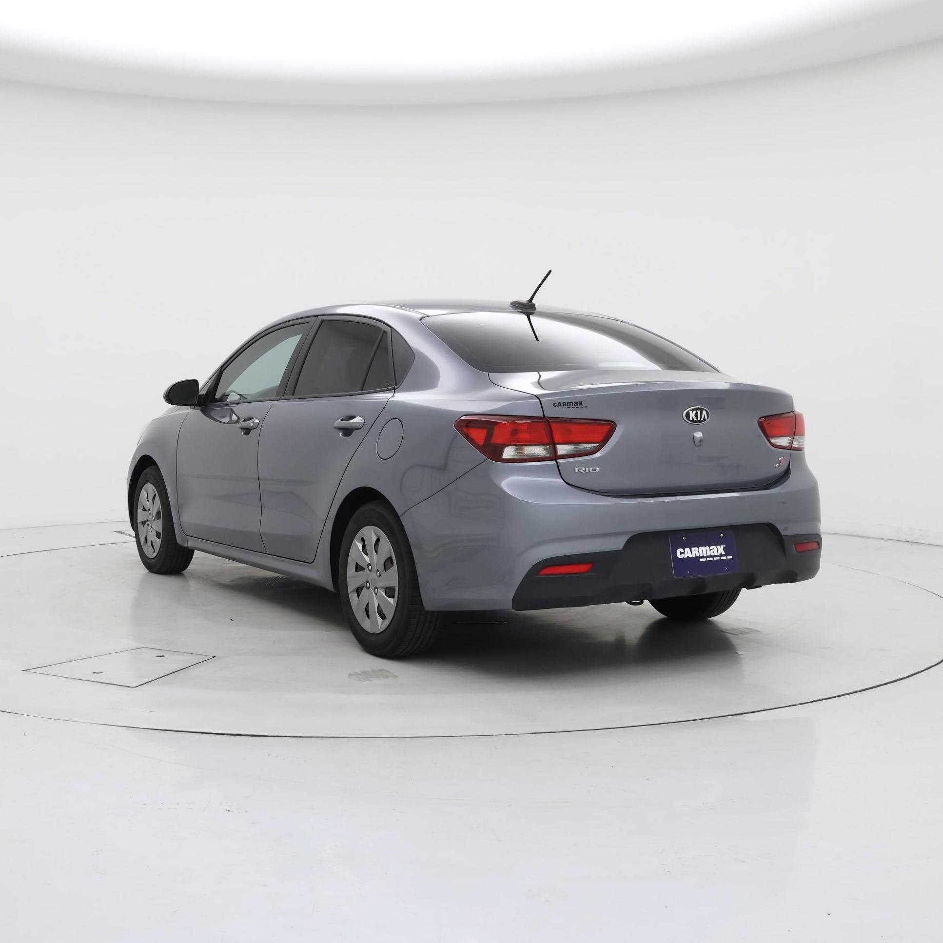 Thumbnail: 2020 Kia Rio - 2