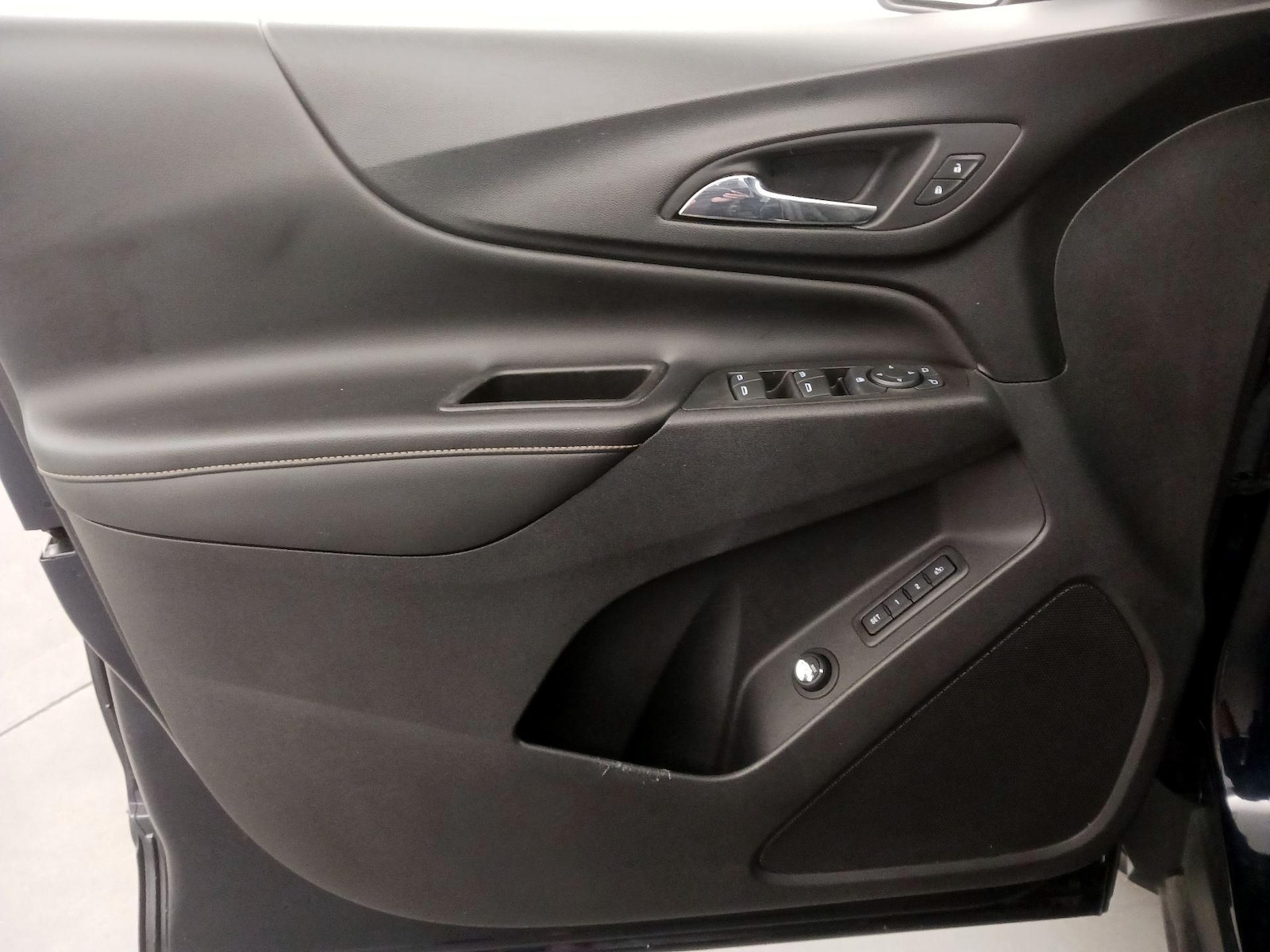 2020 Chevrolet Equinox Premier - Photo 13