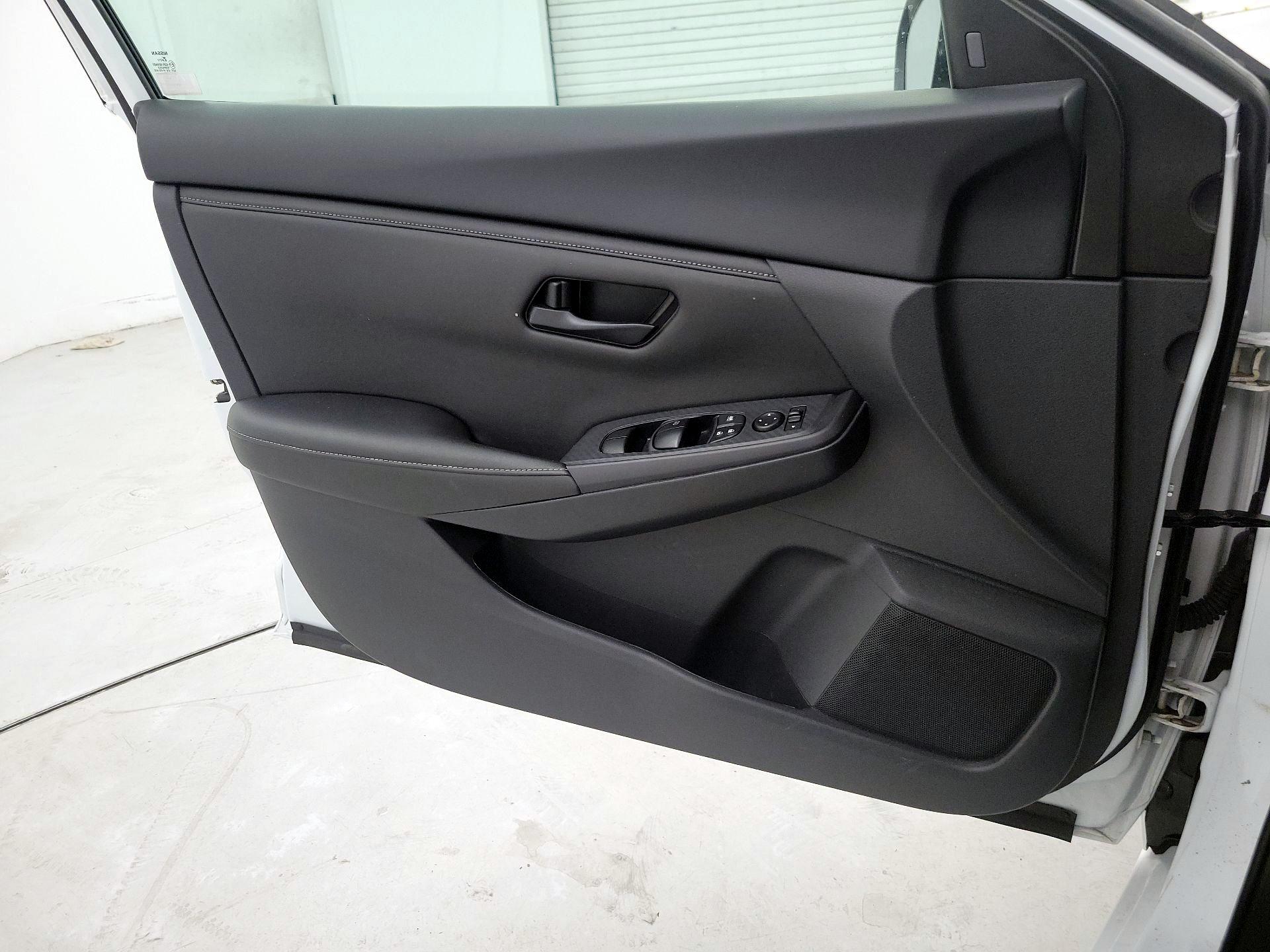 Thumbnail: 2024 Nissan Sentra - 12