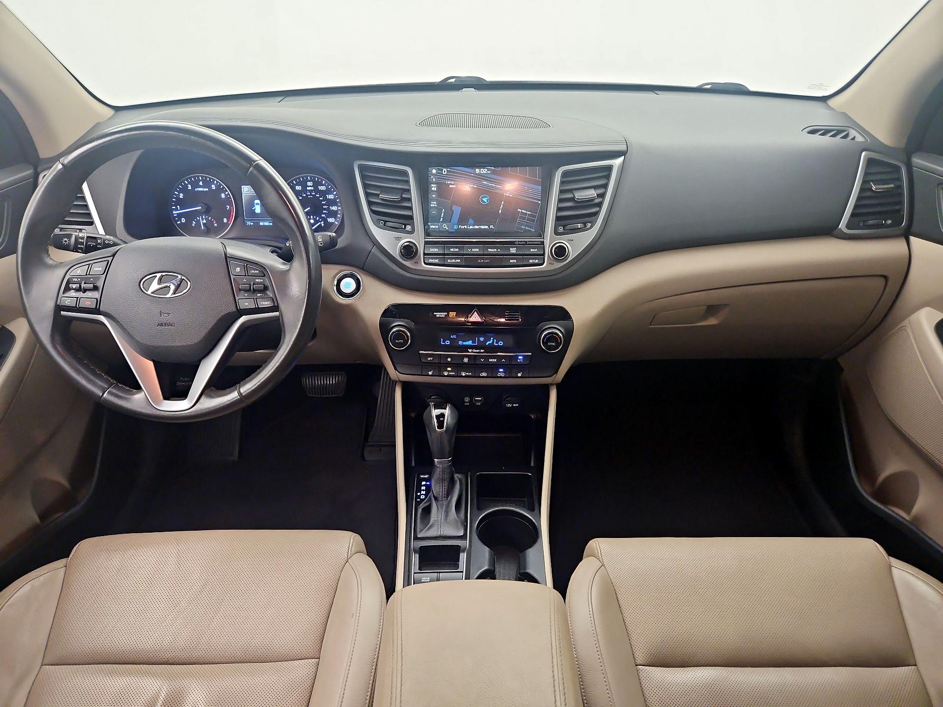 Thumbnail: 2016 Hyundai Tucson - 9