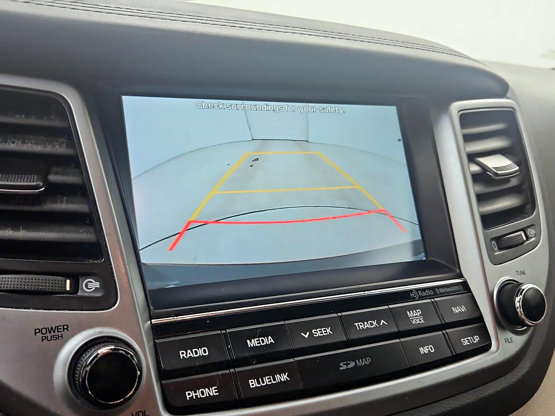 Thumbnail: 2016 Hyundai Tucson - 15