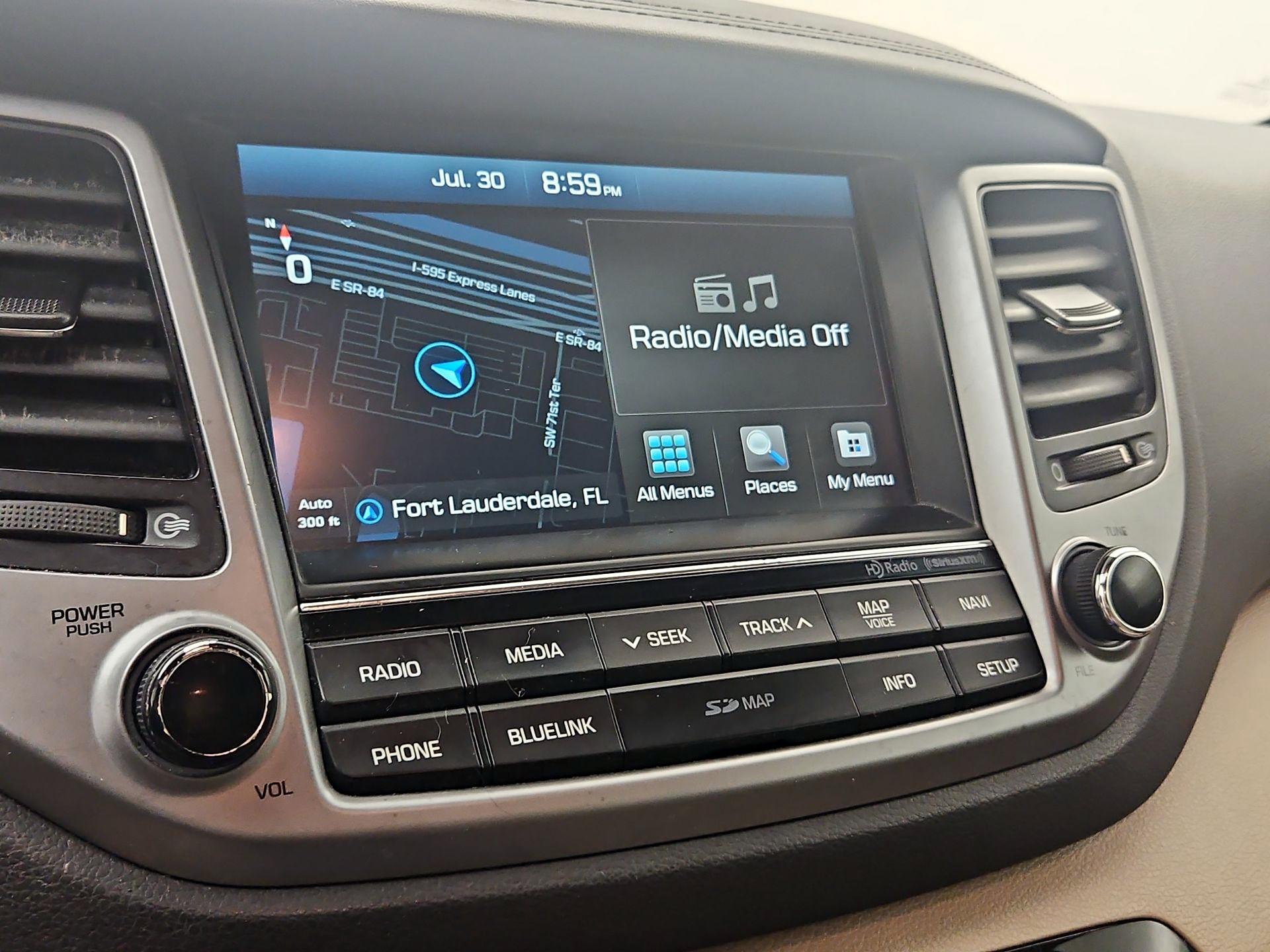 Thumbnail: 2016 Hyundai Tucson - 16