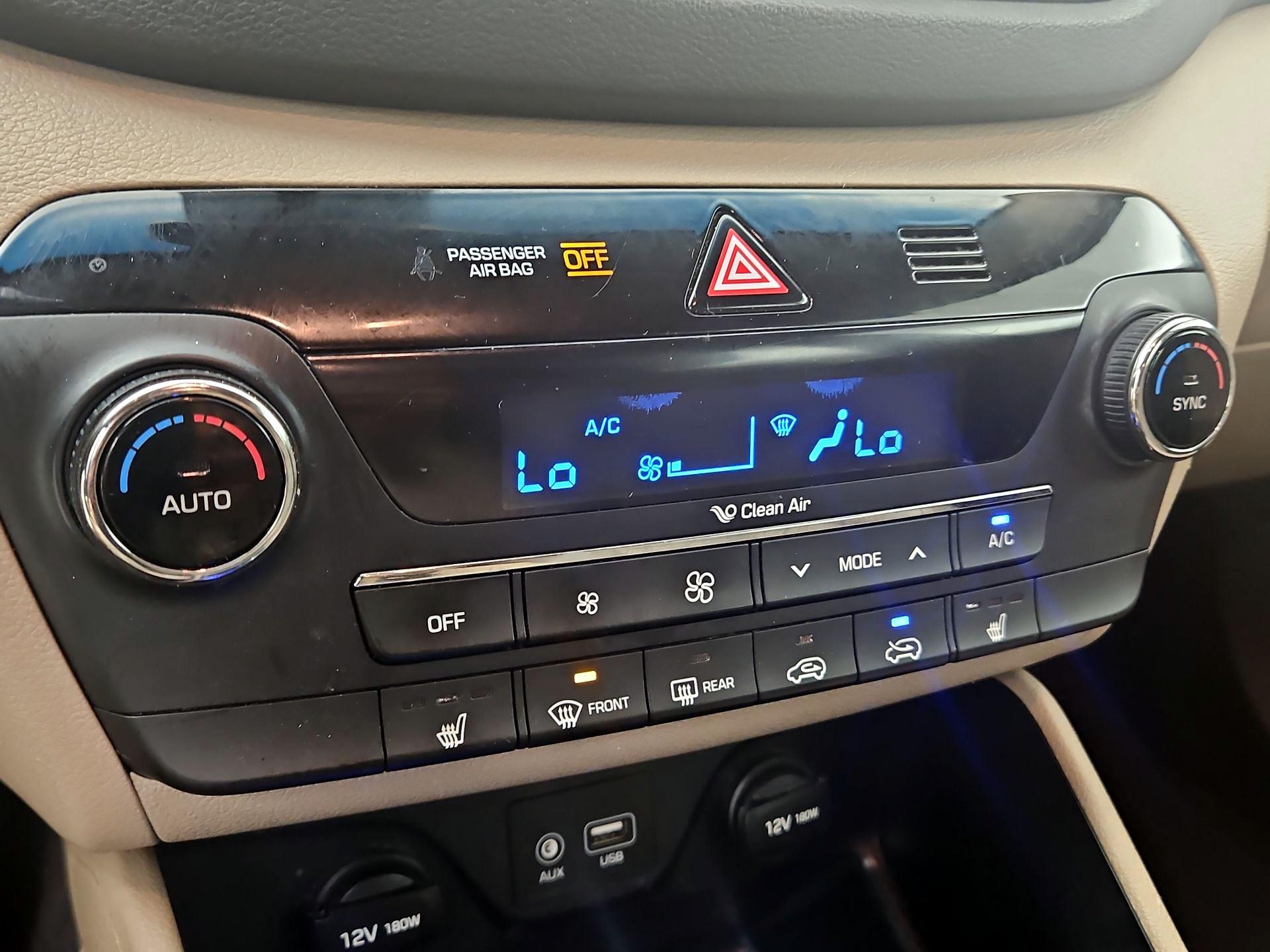 Thumbnail: 2016 Hyundai Tucson - 17