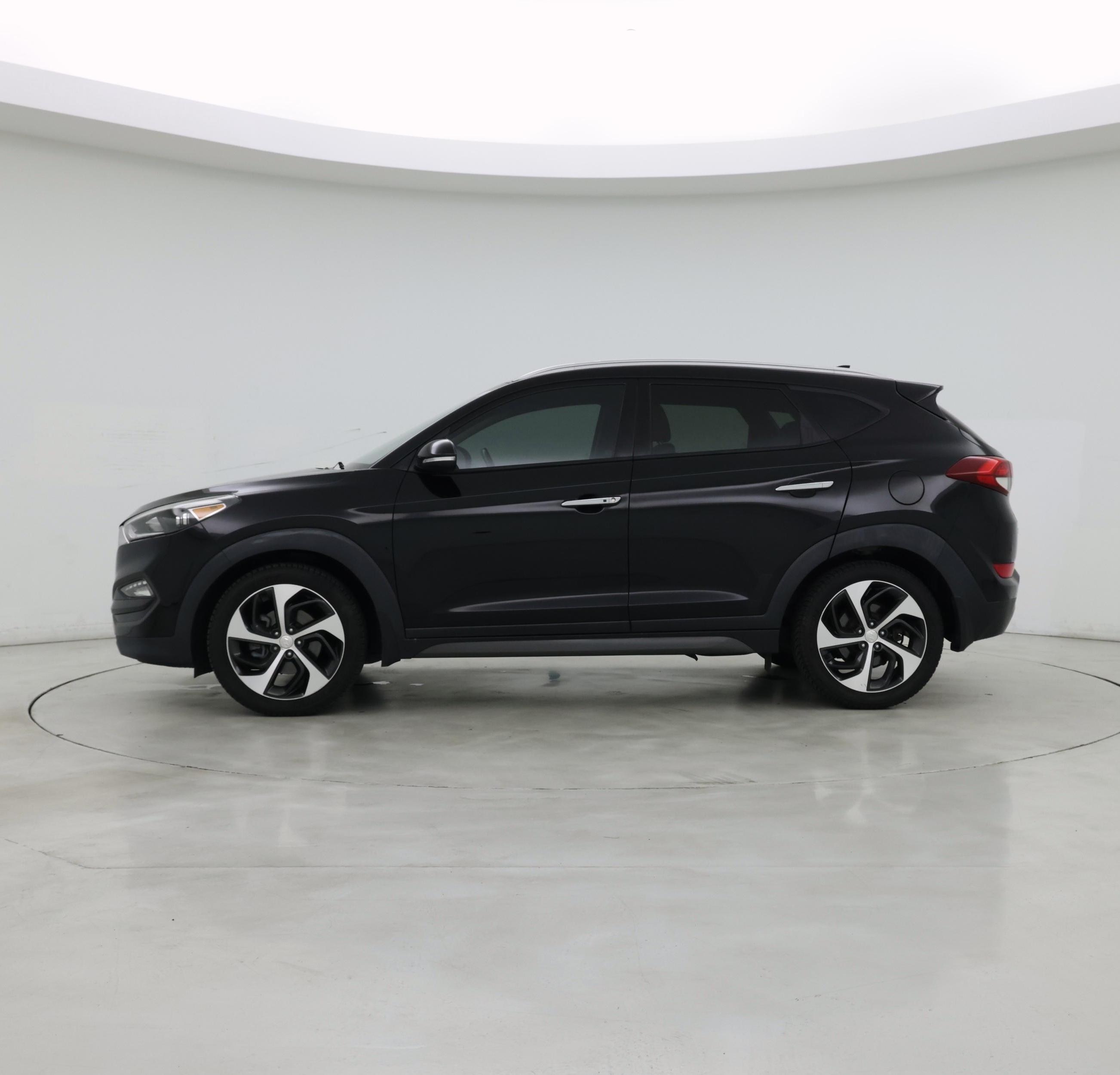 Thumbnail: 2016 Hyundai Tucson - 3