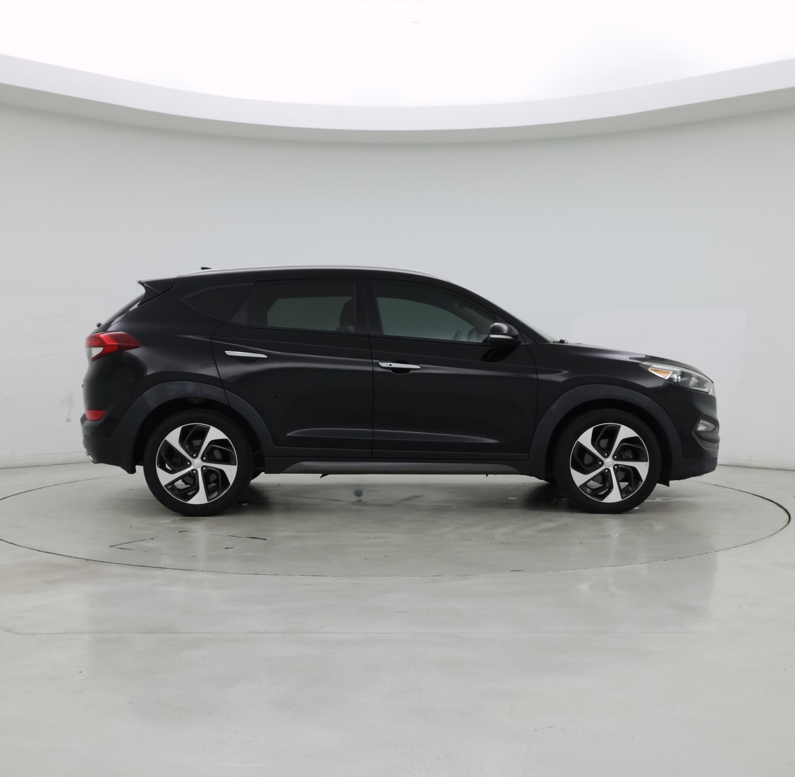 Thumbnail: 2016 Hyundai Tucson - 7