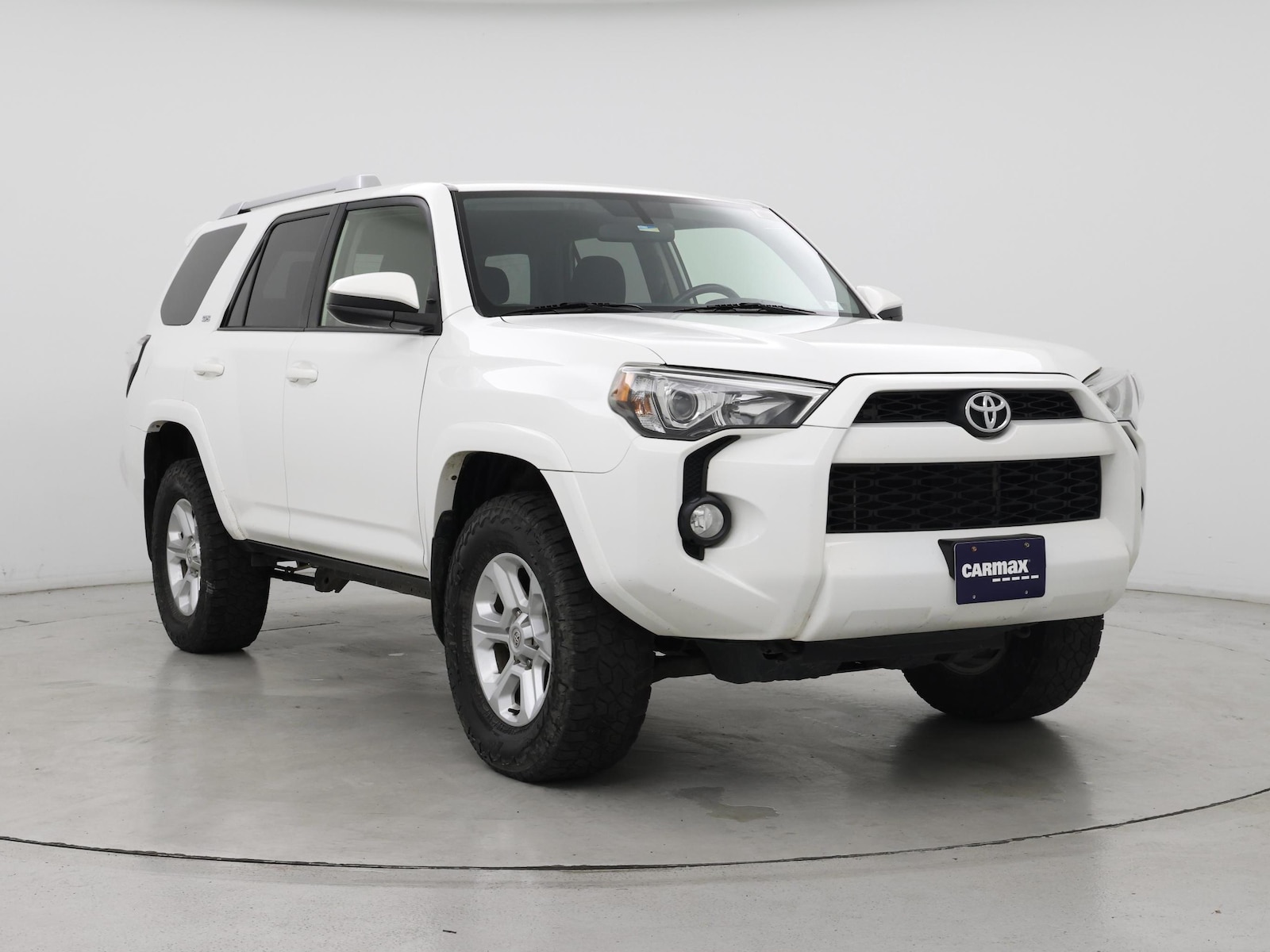 2018 Toyota 4Runner SR5 - Photo 2