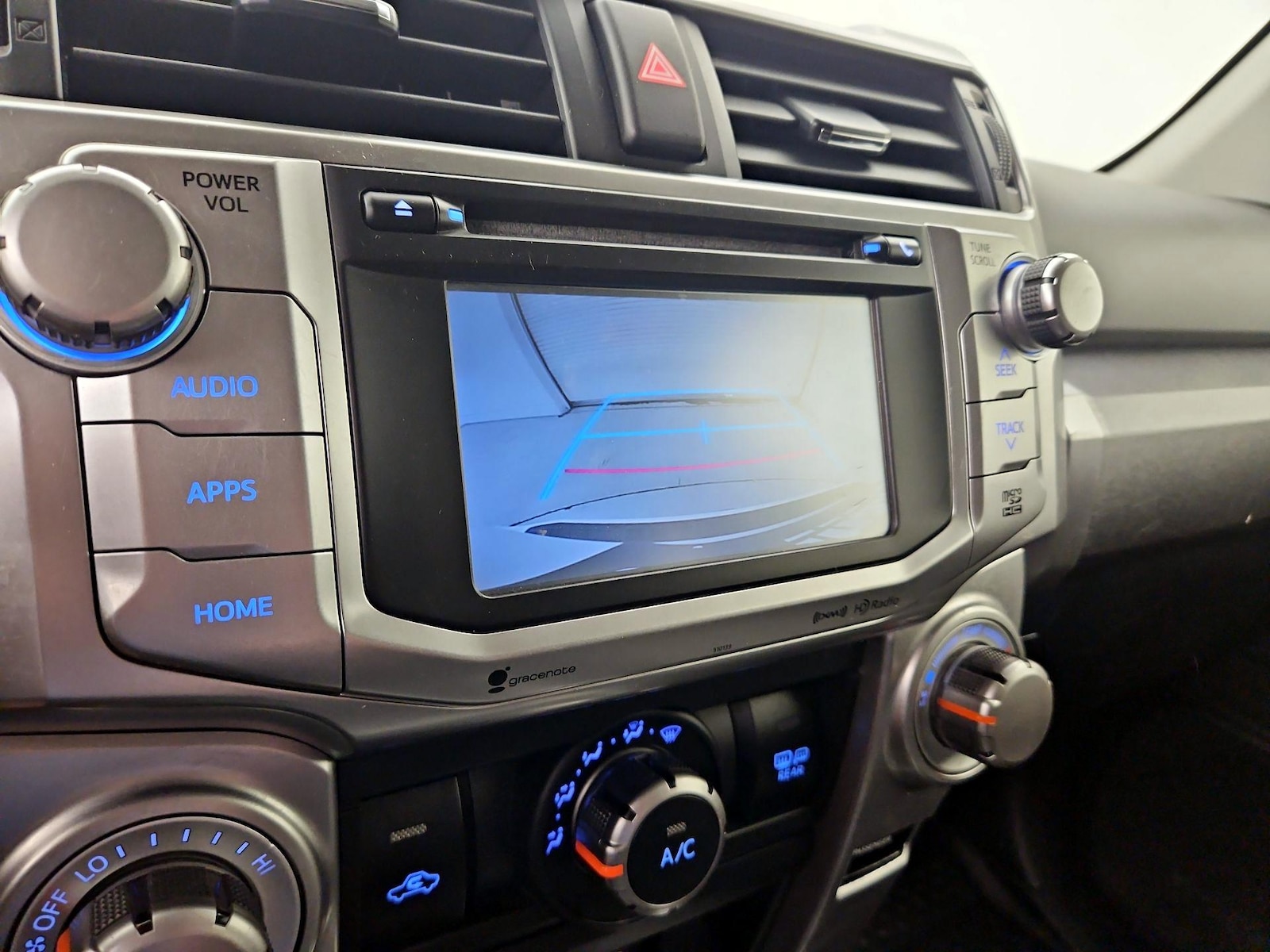 2018 Toyota 4Runner SR5 - Photo 16
