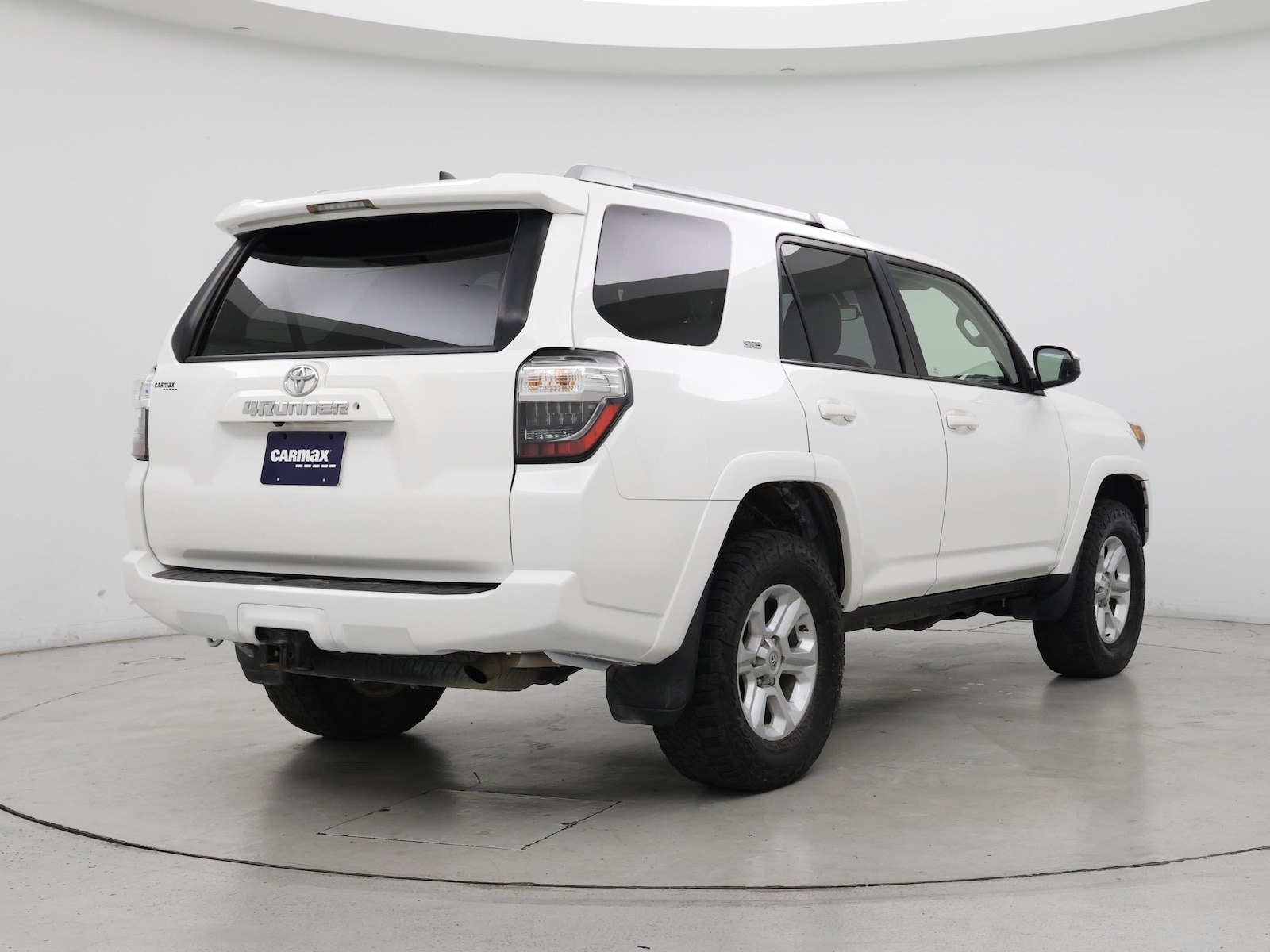 2018 Toyota 4Runner SR5 - Photo 9