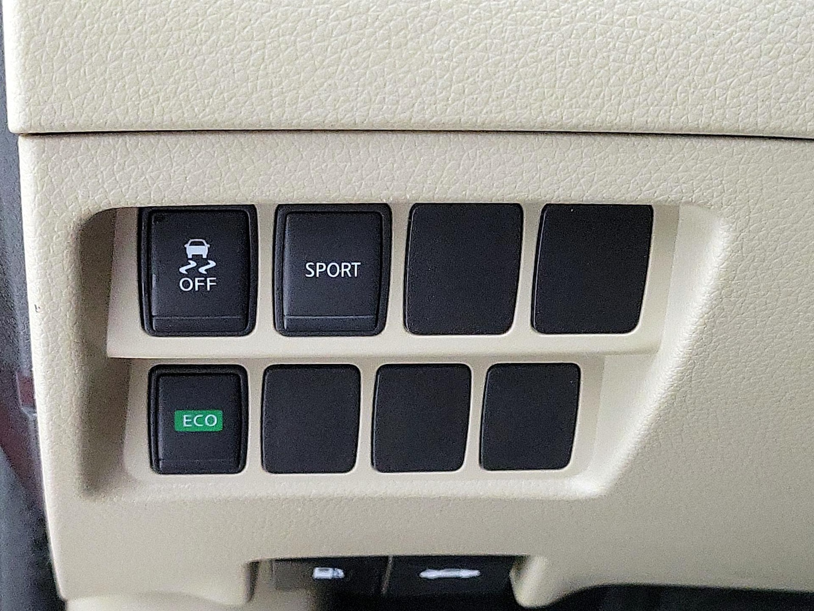 2016 Nissan Rogue S - Photo 14