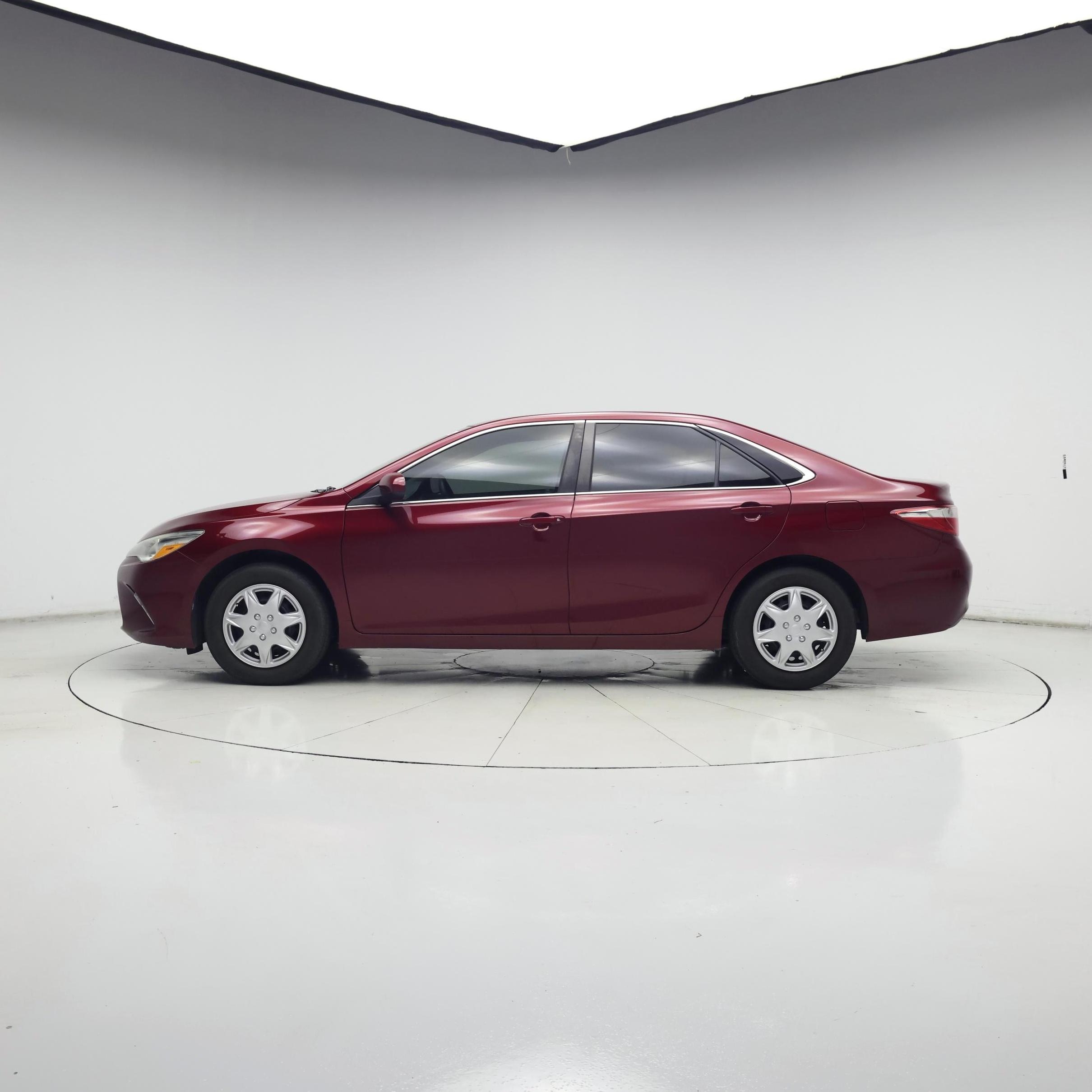 Thumbnail: 2017 Toyota Camry - 3