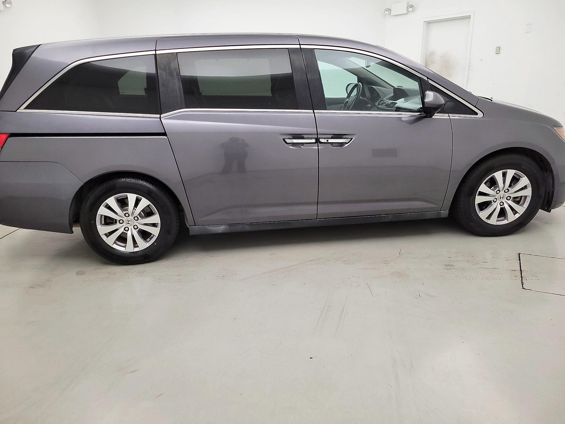 Thumbnail: 2015 Honda Odyssey - 4