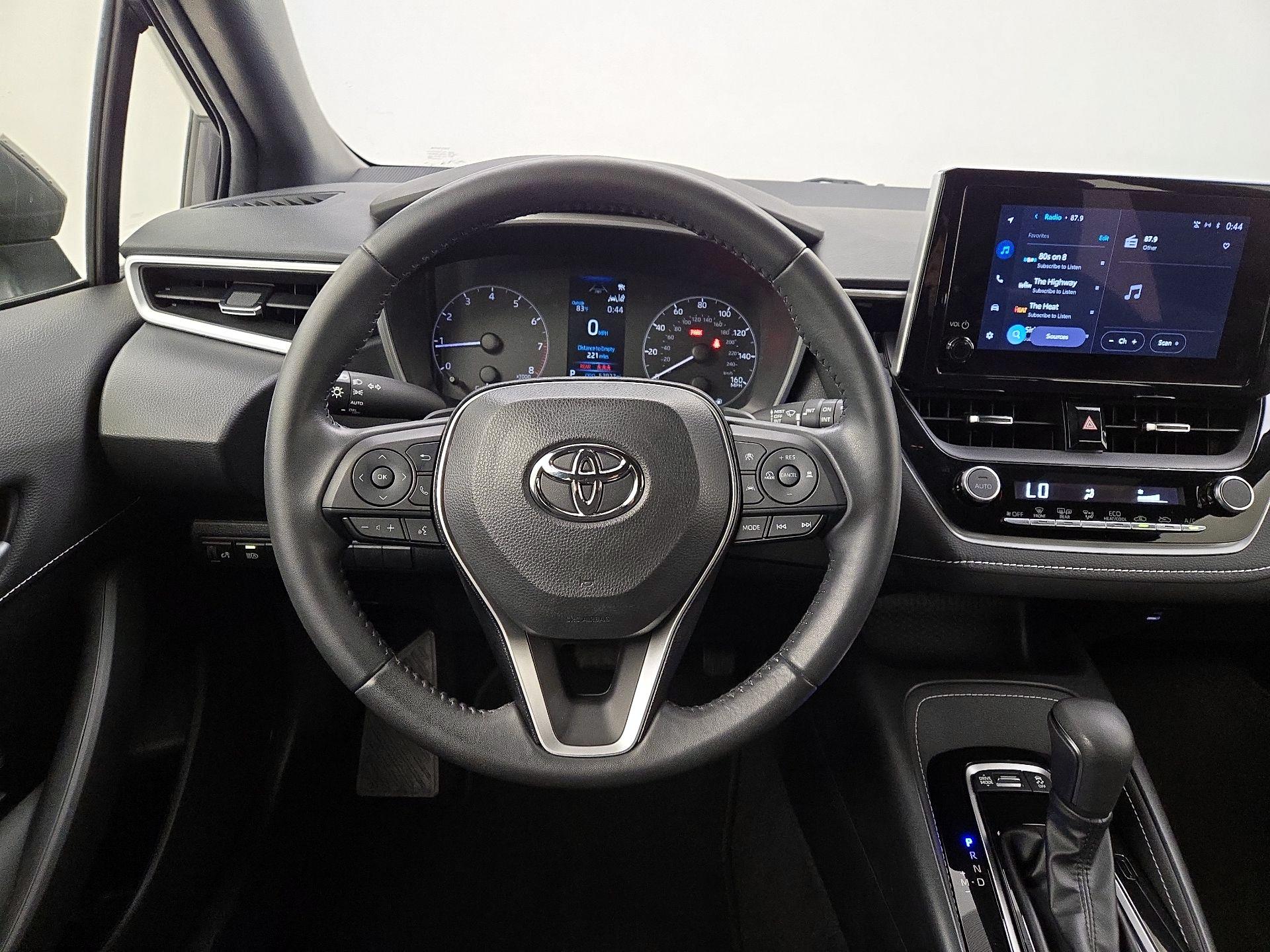 Thumbnail: 2023 Toyota Corolla - 10