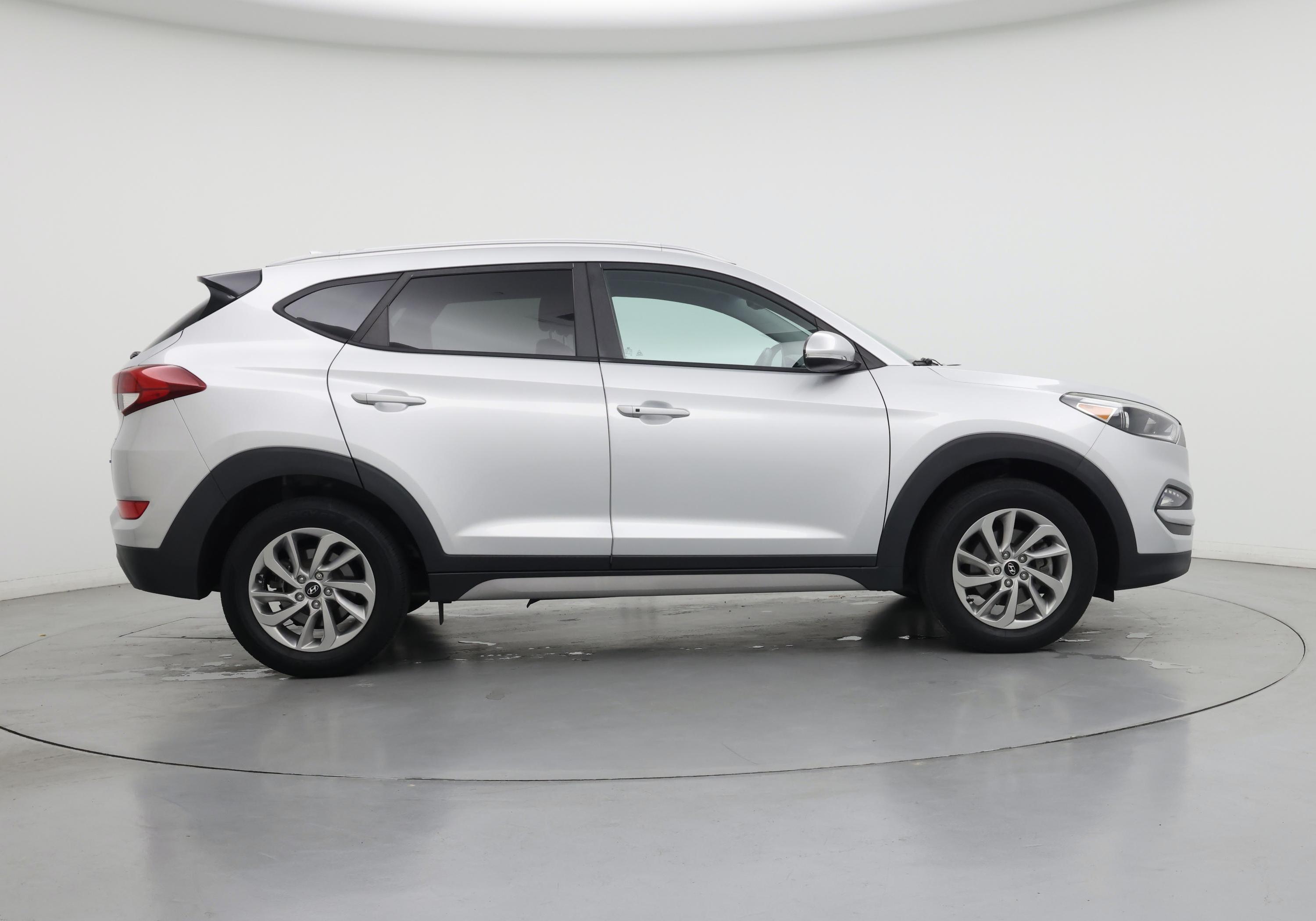 Thumbnail: 2018 Hyundai Tucson - 7