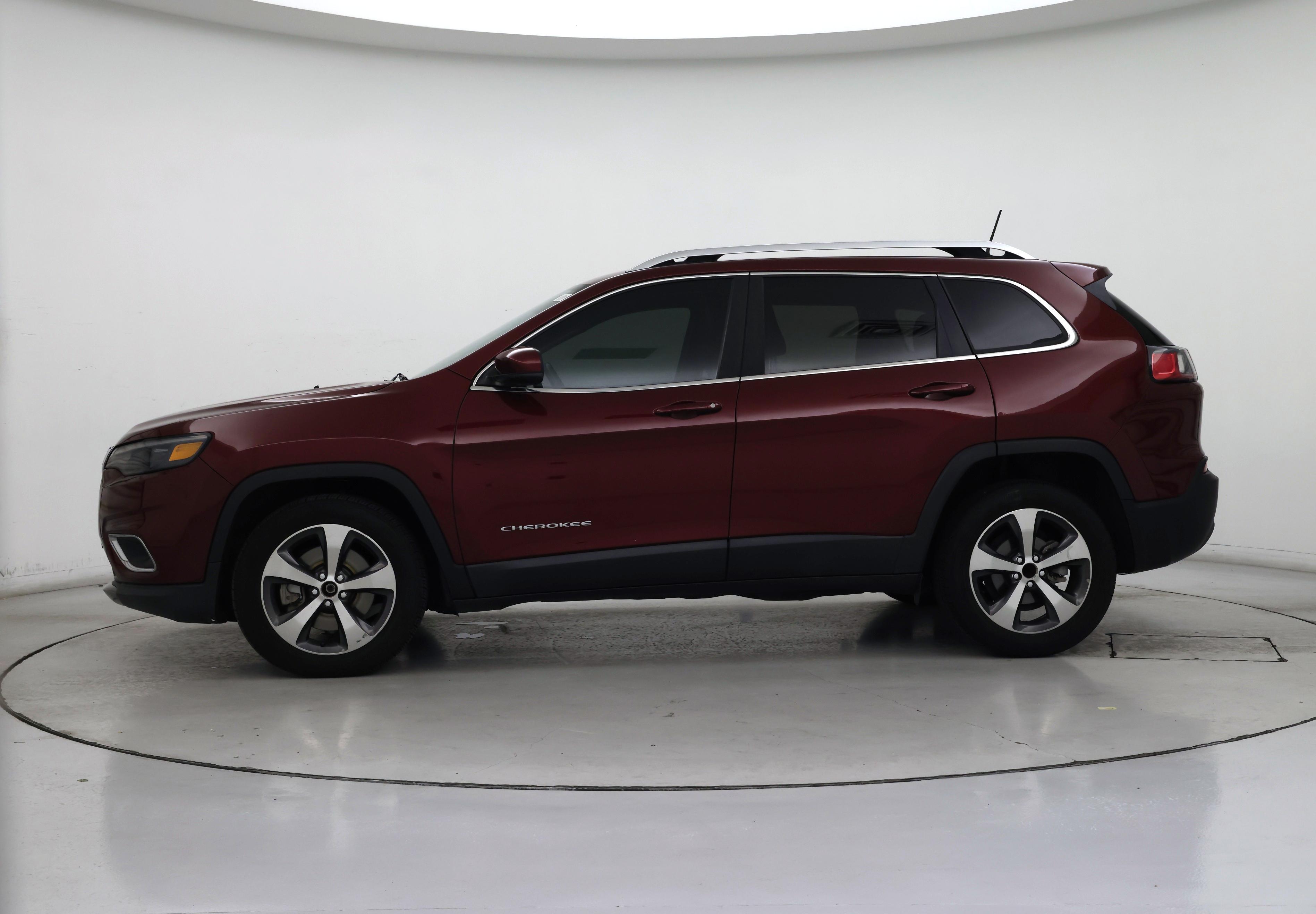 Thumbnail: 2020 Jeep Cherokee - 3