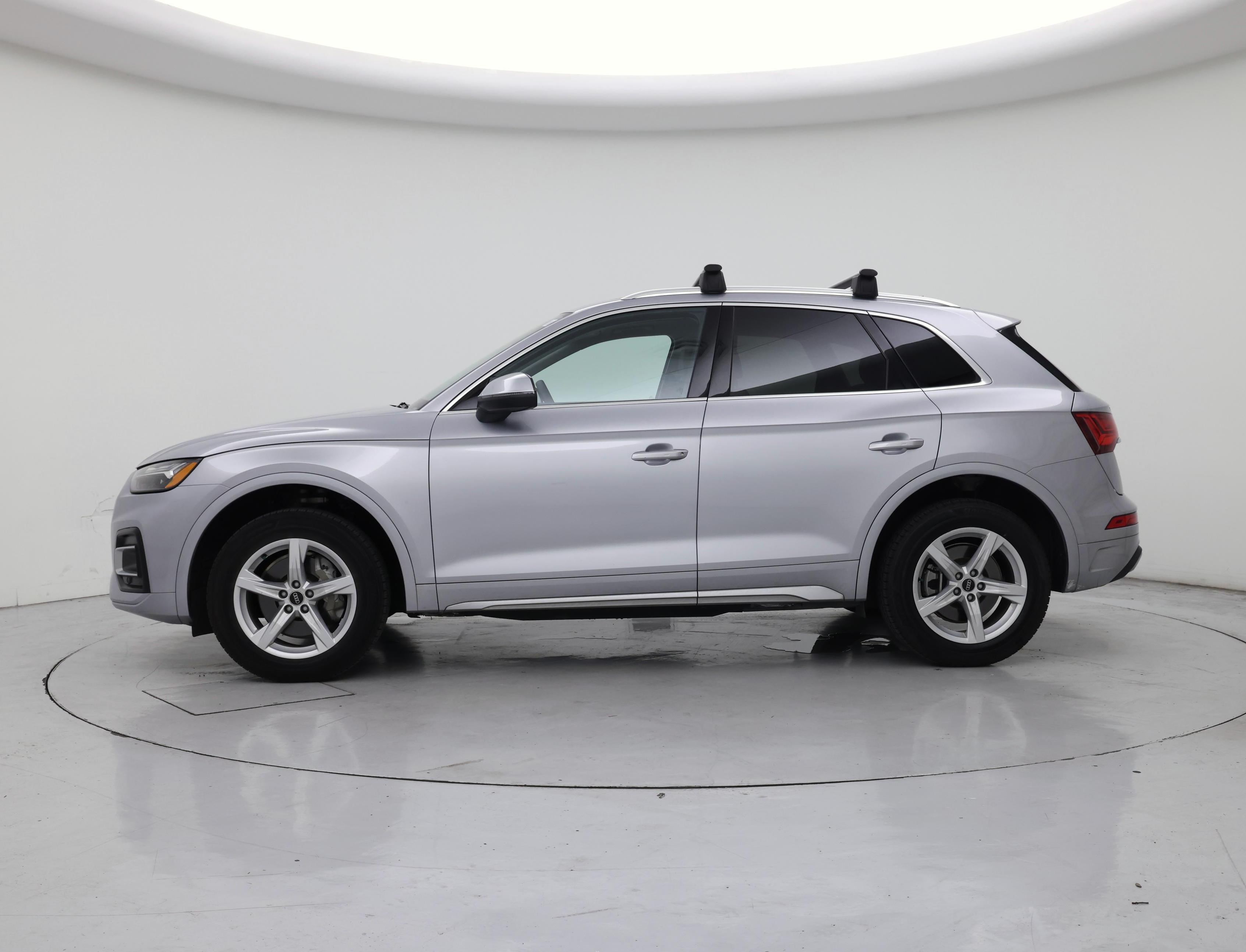 Thumbnail: 2023 Audi Q5 - 3