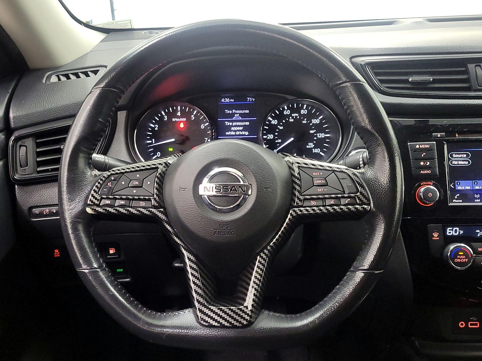 2018 Nissan Rogue SV - Photo 9