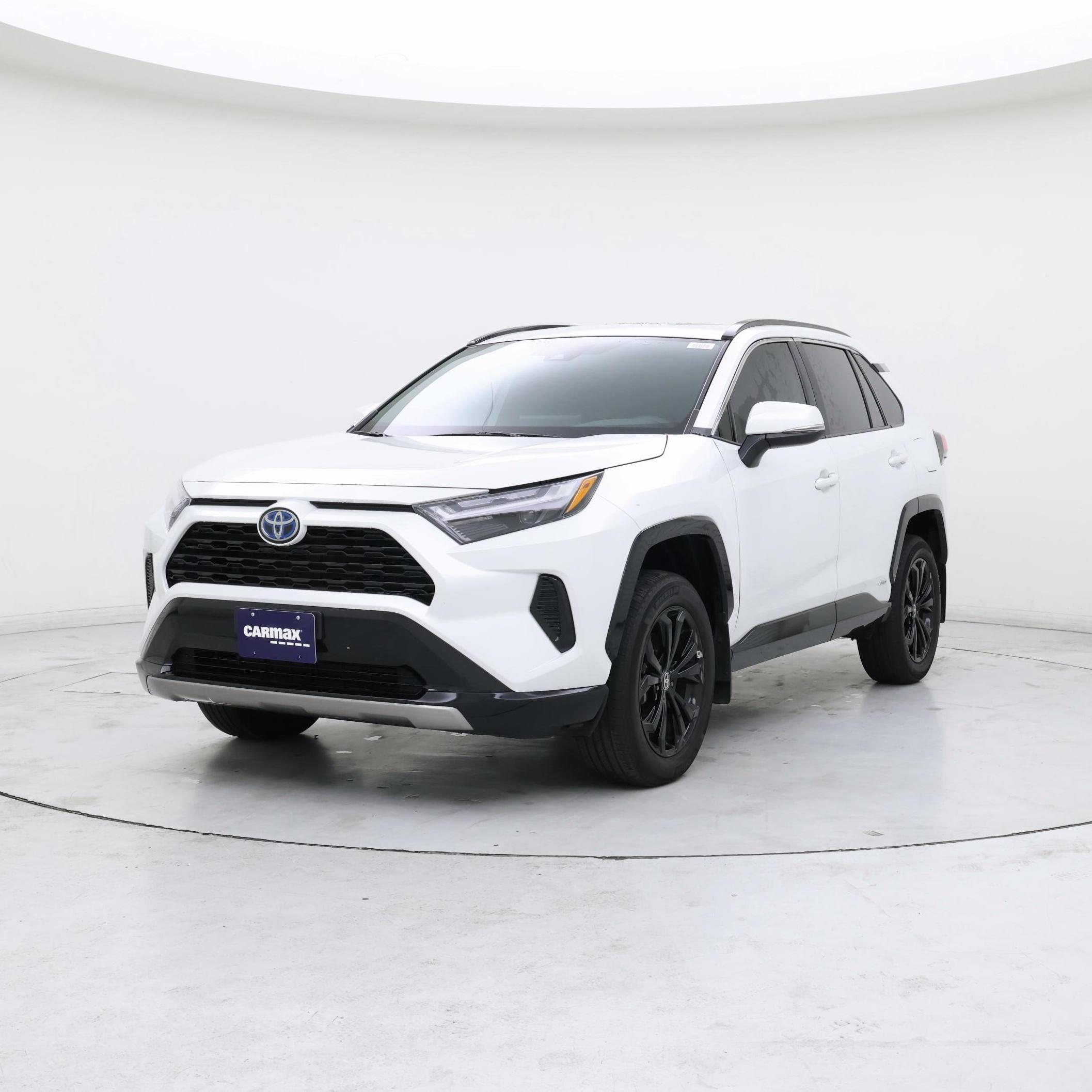 Thumbnail: 2024 Toyota RAV4 - 4