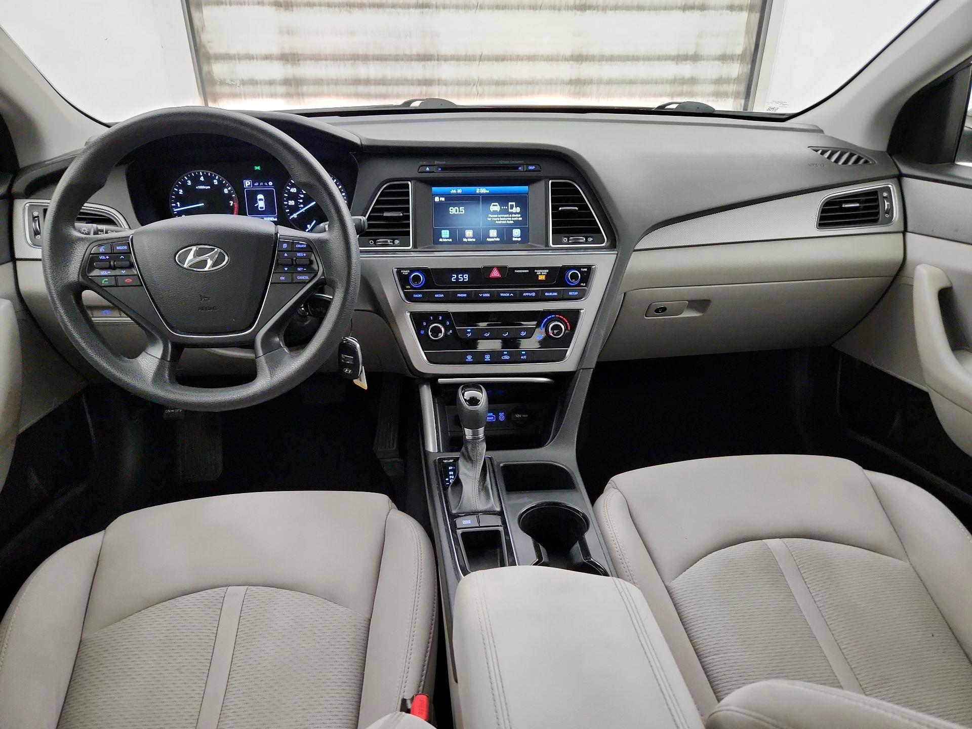 Thumbnail: 2016 Hyundai Sonata - 9