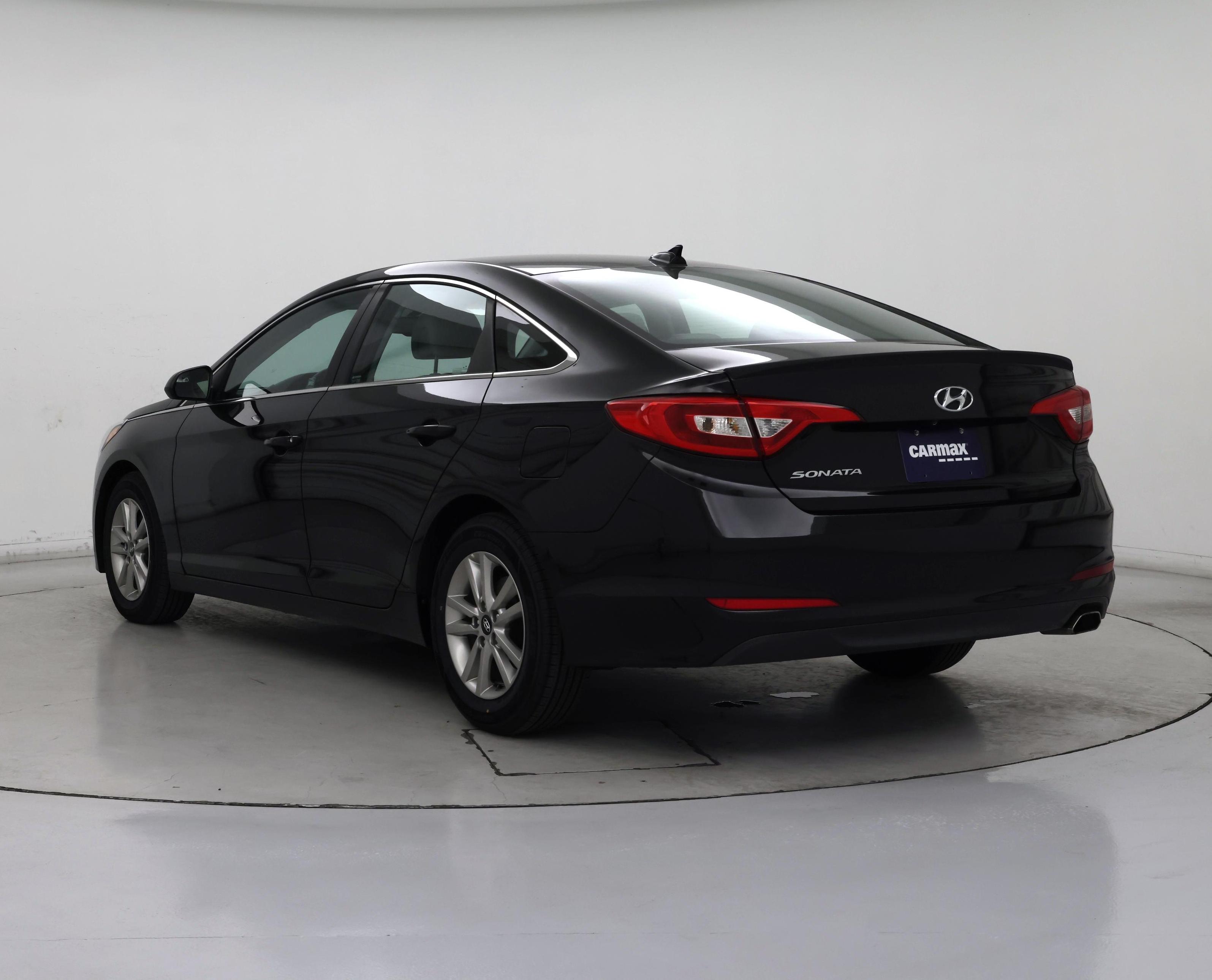 Thumbnail: 2016 Hyundai Sonata - 2