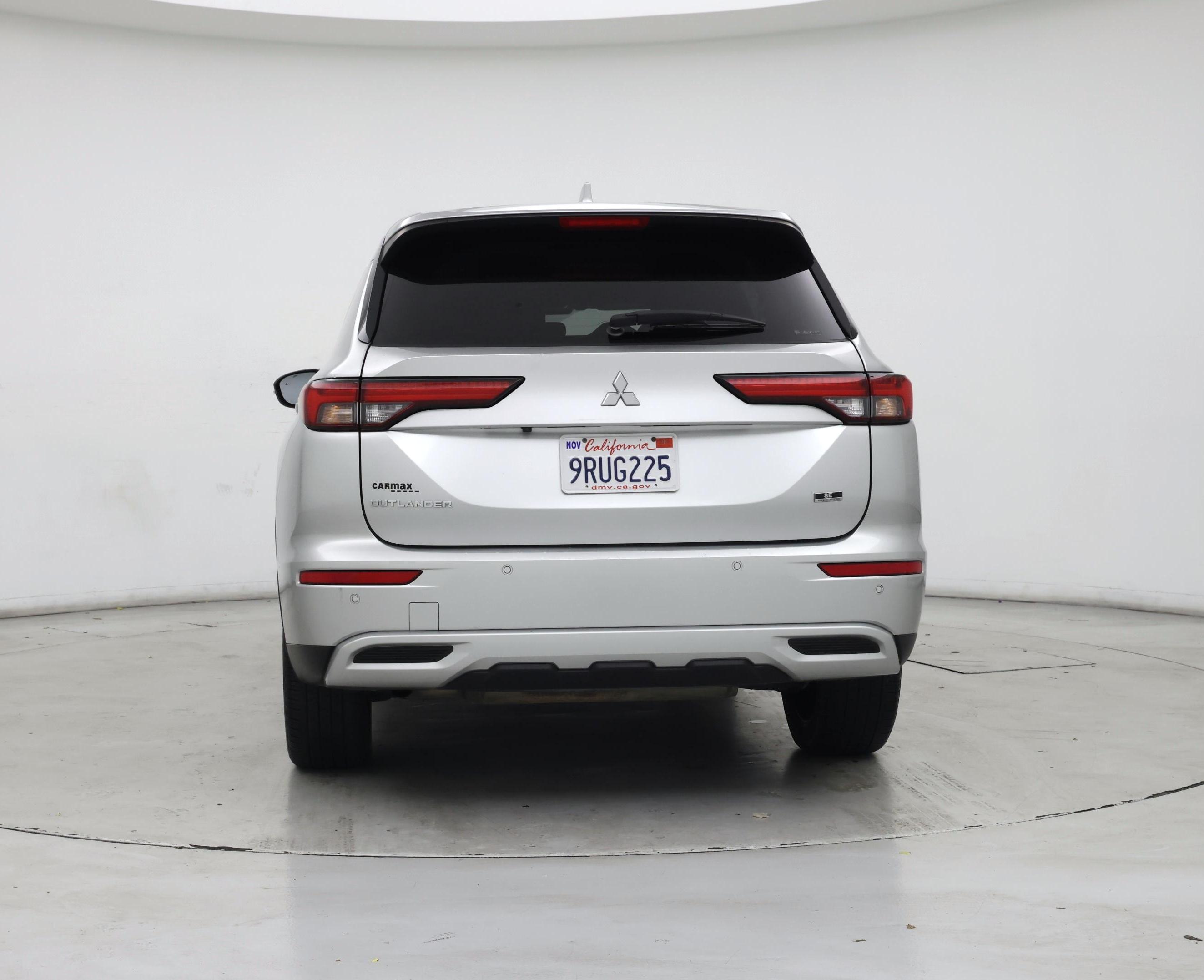 Thumbnail: 2023 Mitsubishi Outlander - 6