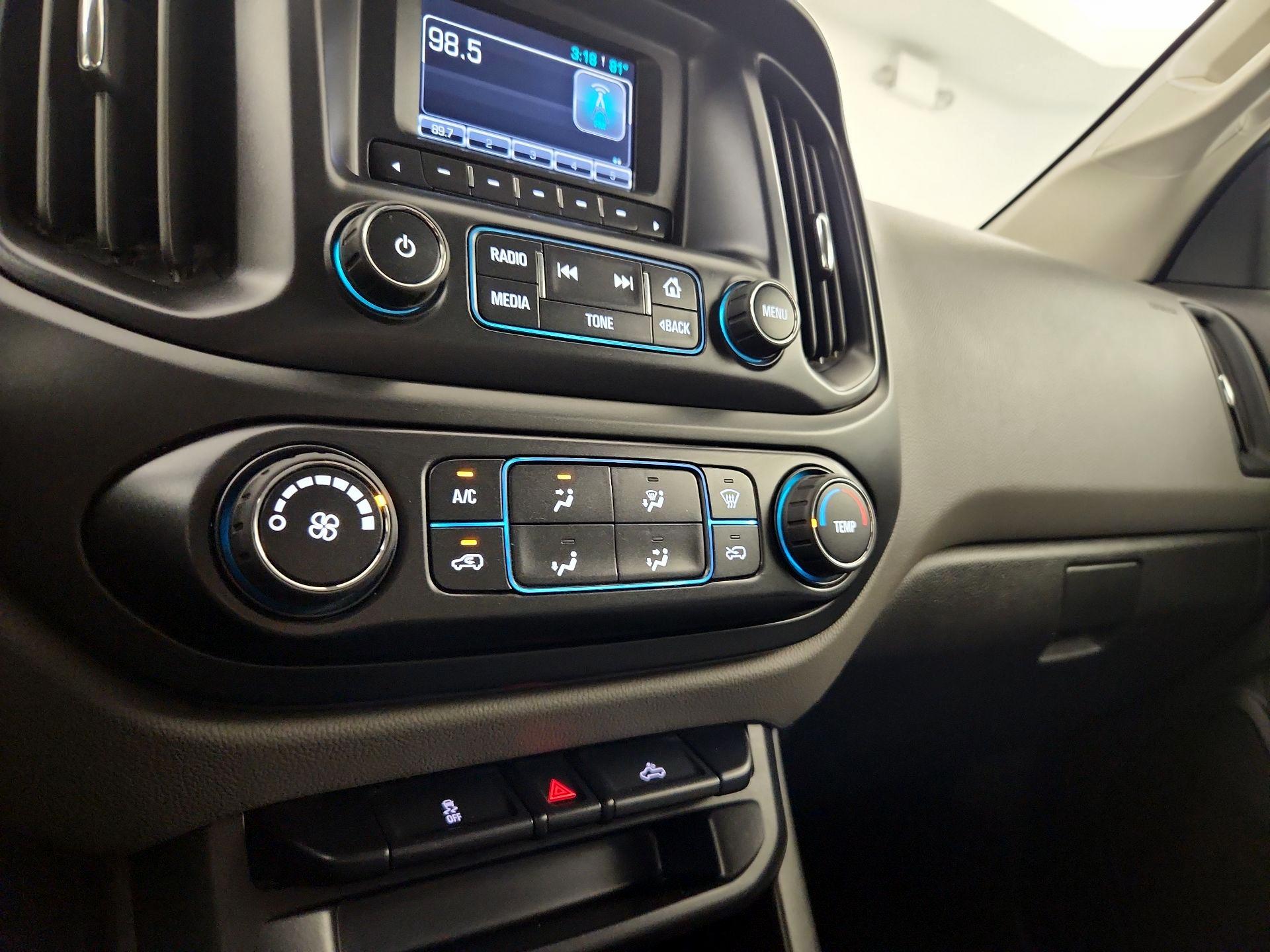 Thumbnail: 2015 Chevrolet Colorado - 16